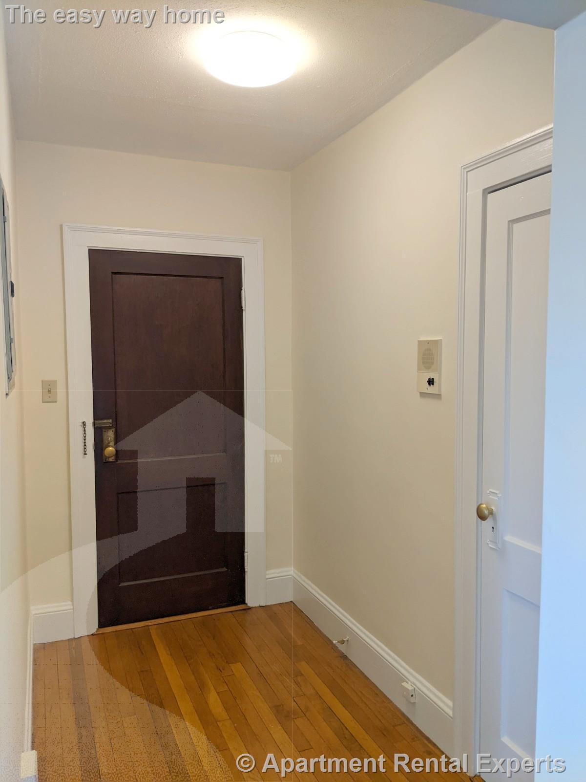 36 College Ave, Davis Square