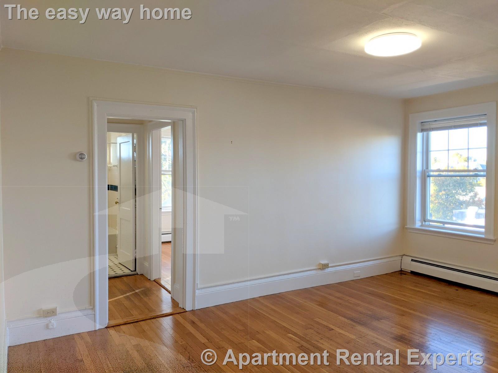 36 College Ave, Davis Square