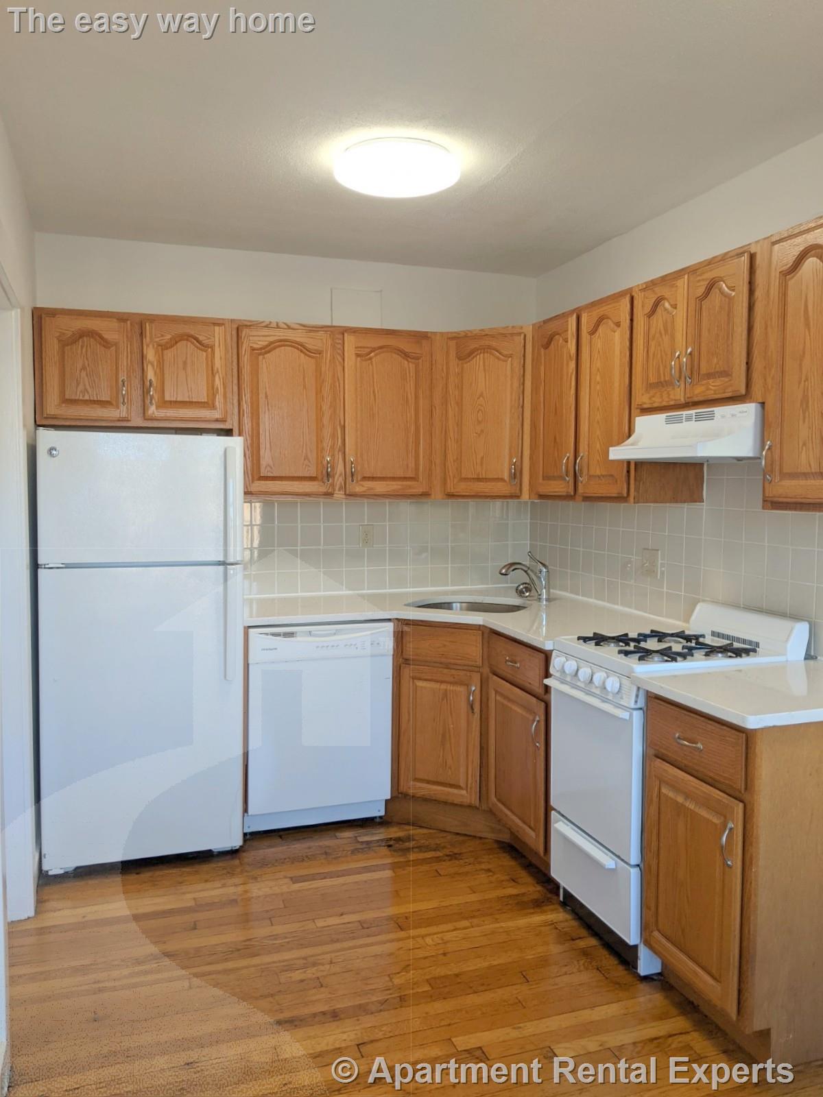 36 College Ave, Davis Square