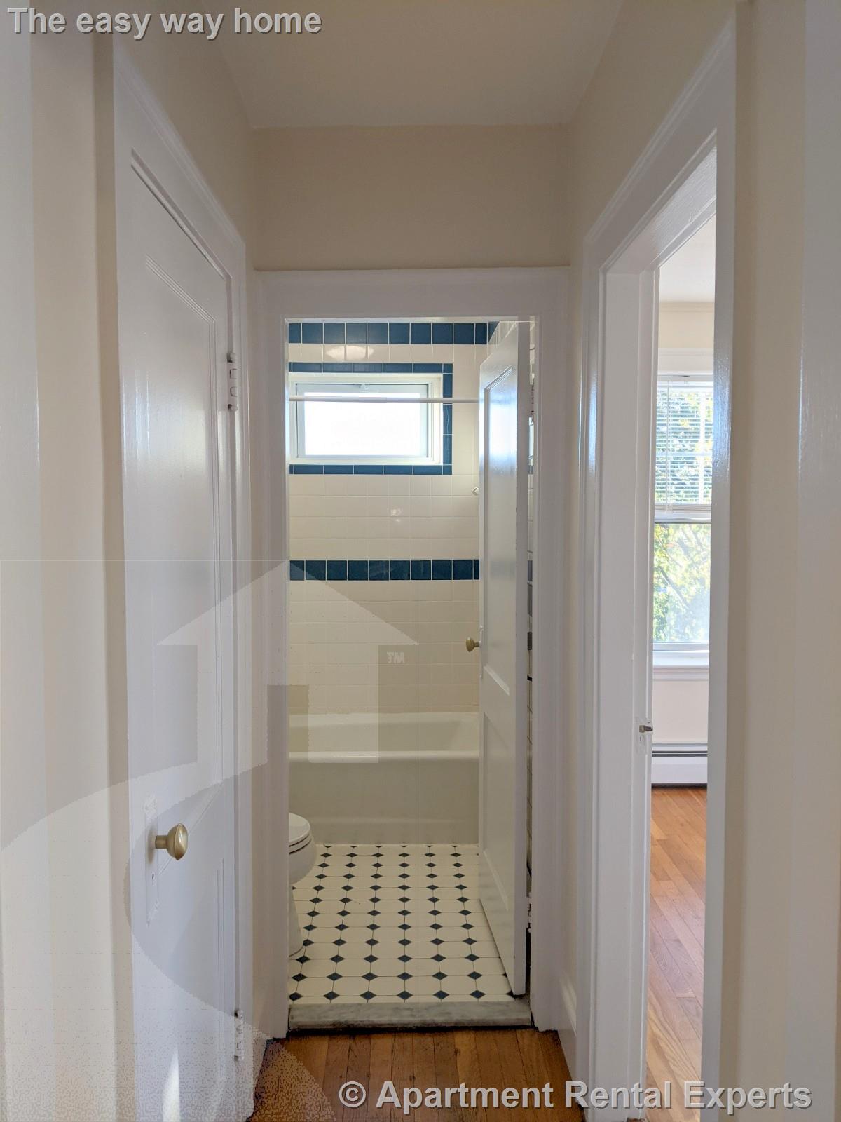 36 College Ave, Davis Square