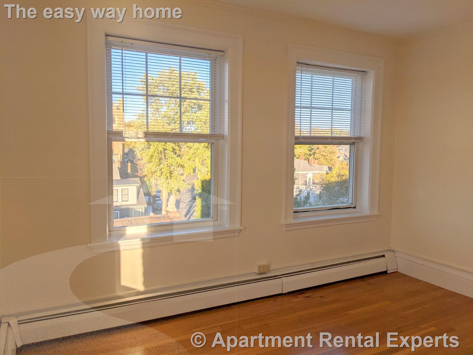 36 College Ave, Davis Square