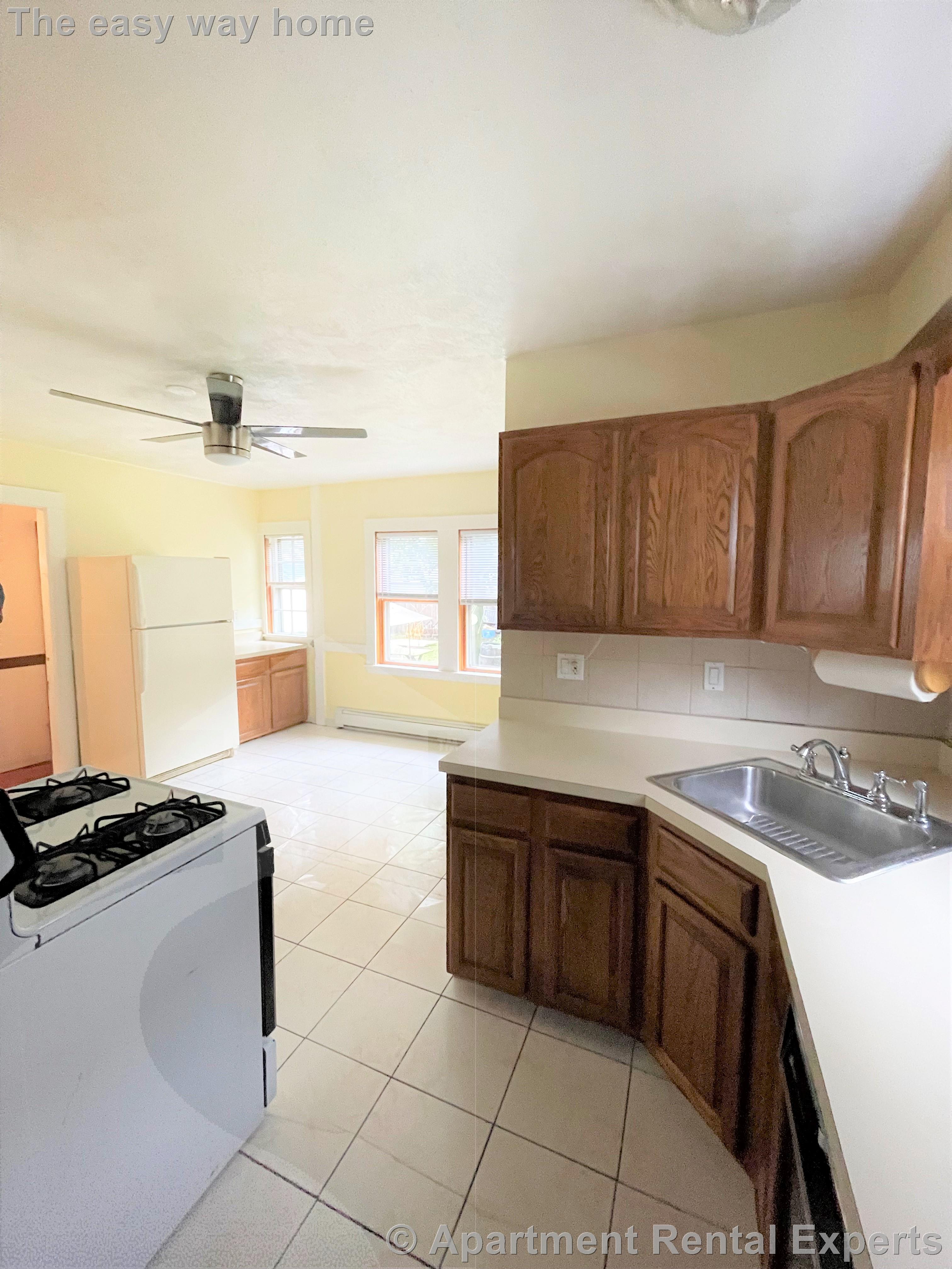 34 Pleasant St, Medford Square