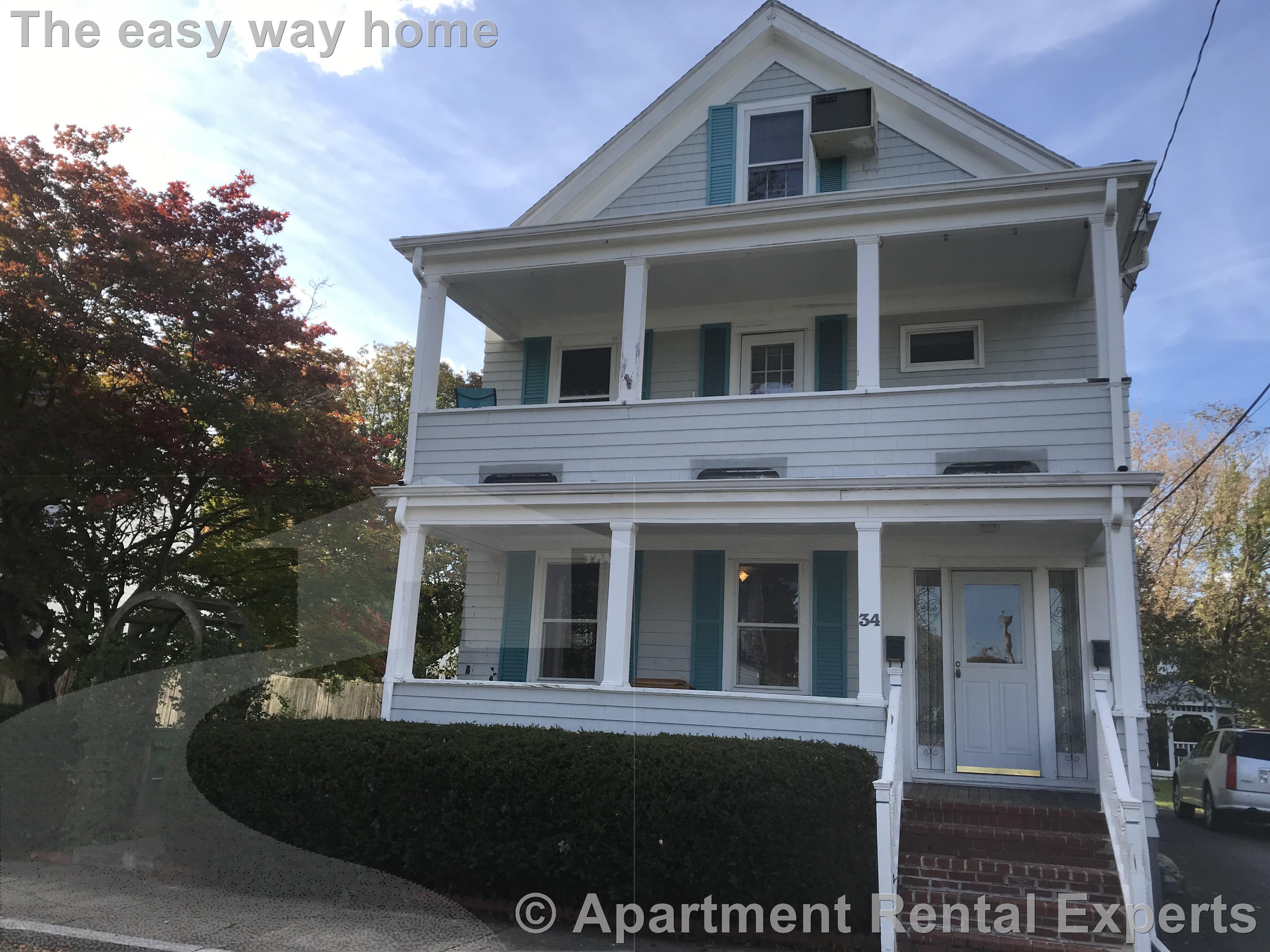 34 Pleasant St, Medford Square