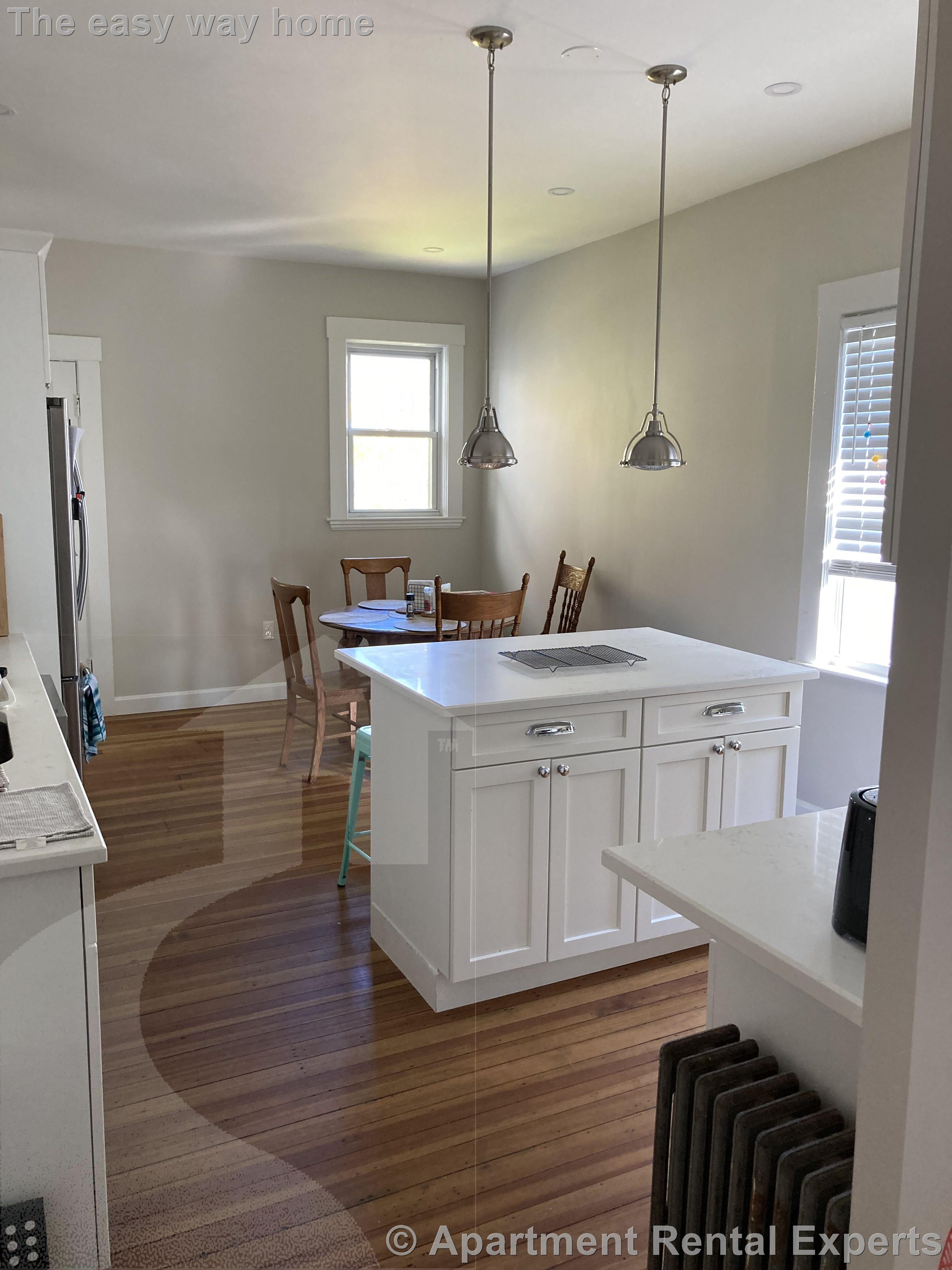 31 Frederick Ave, Tufts