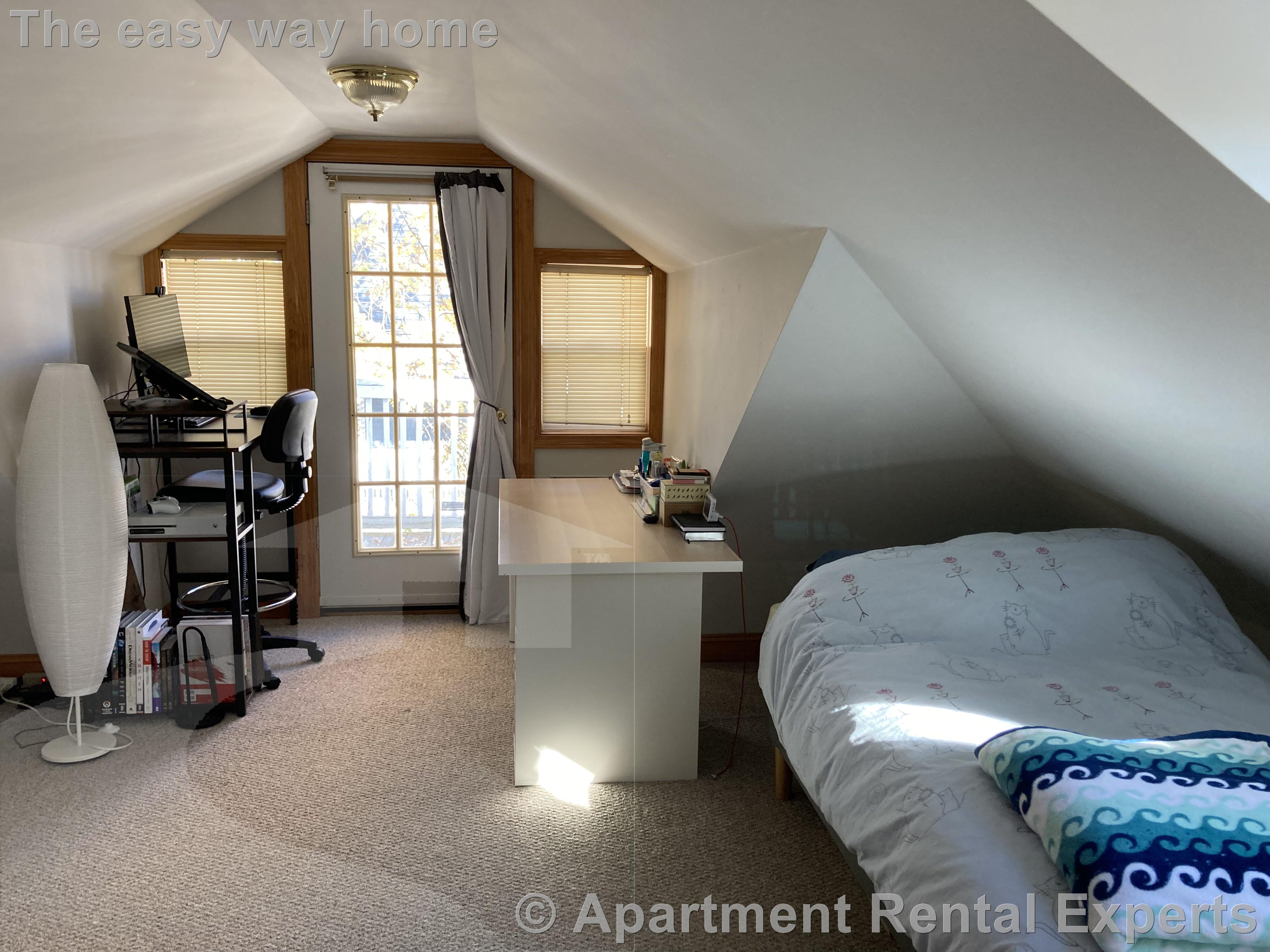 31 Frederick Ave, Tufts