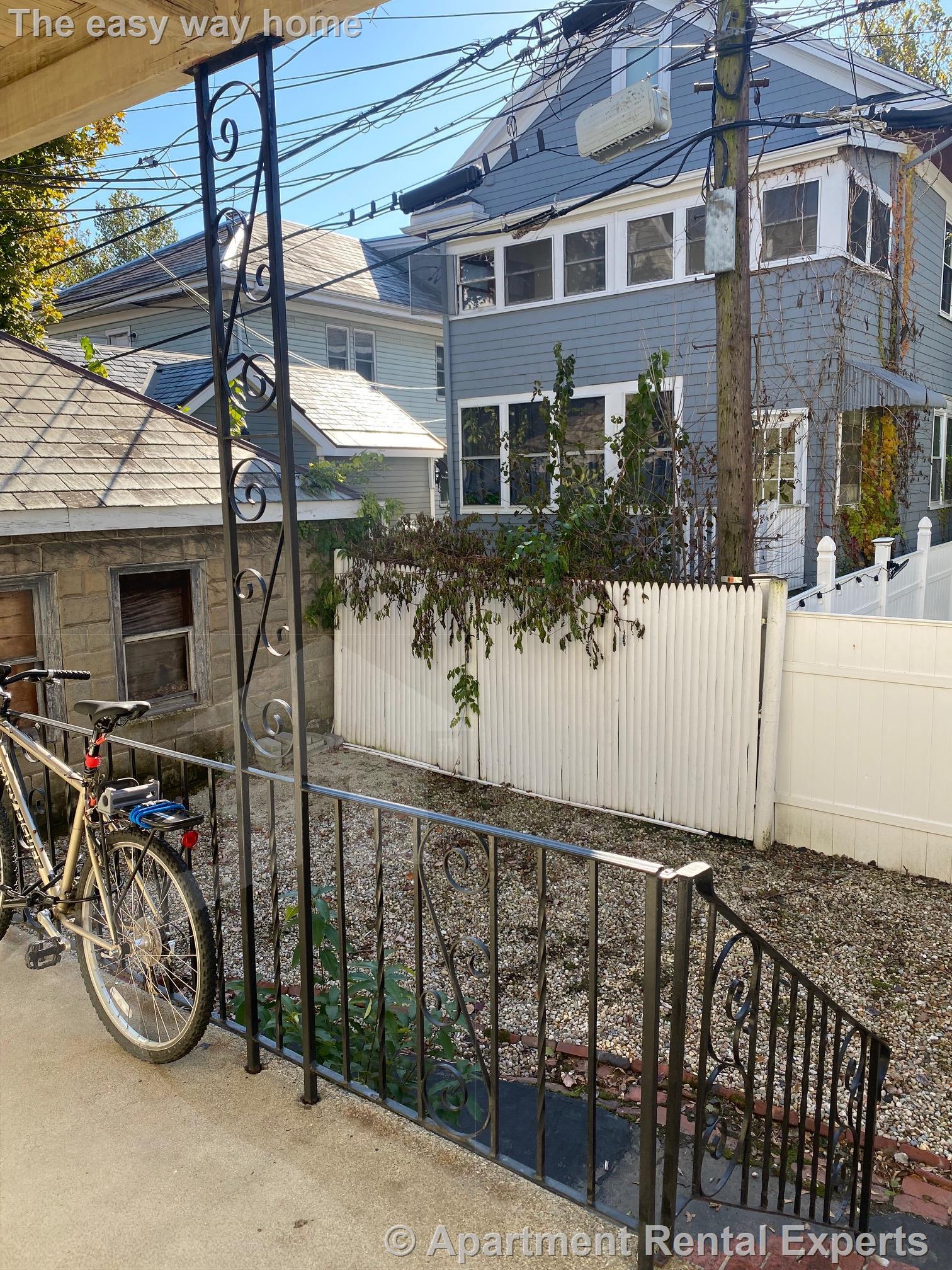 48 Powderhouse Blvd, Davis Square