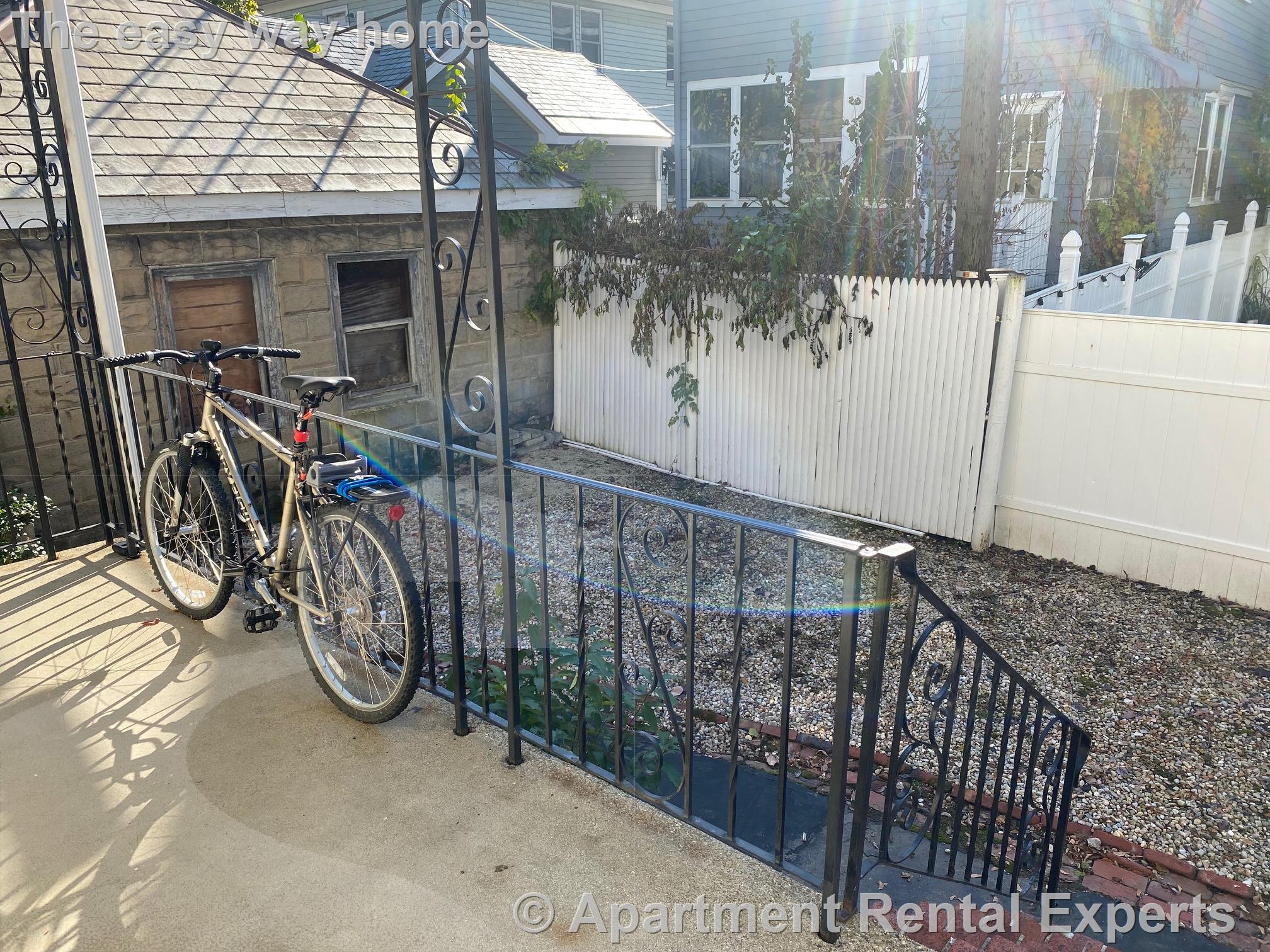 48 Powderhouse Blvd, Davis Square