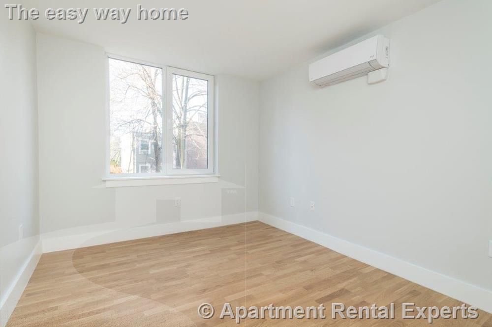 334 Harvard St, Harvard Square