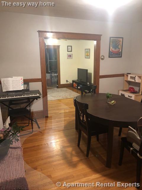 98 Bow St, Magoun Square