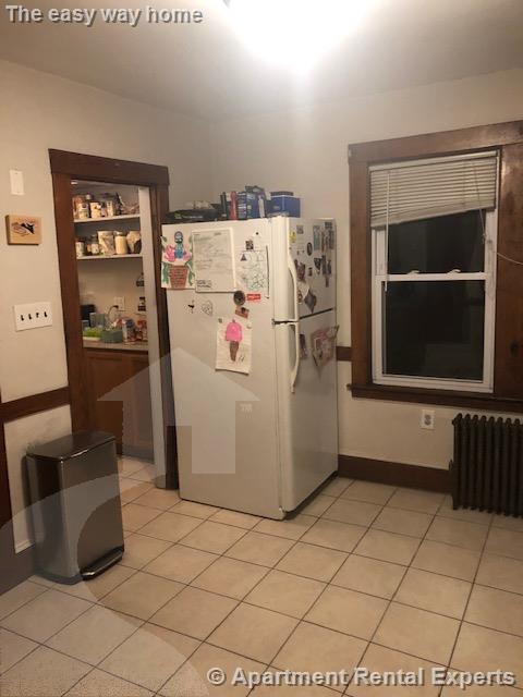 98 Bow St, Magoun Square