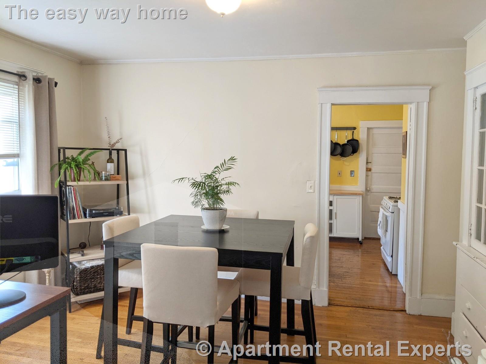 998 Broadway, Davis Square