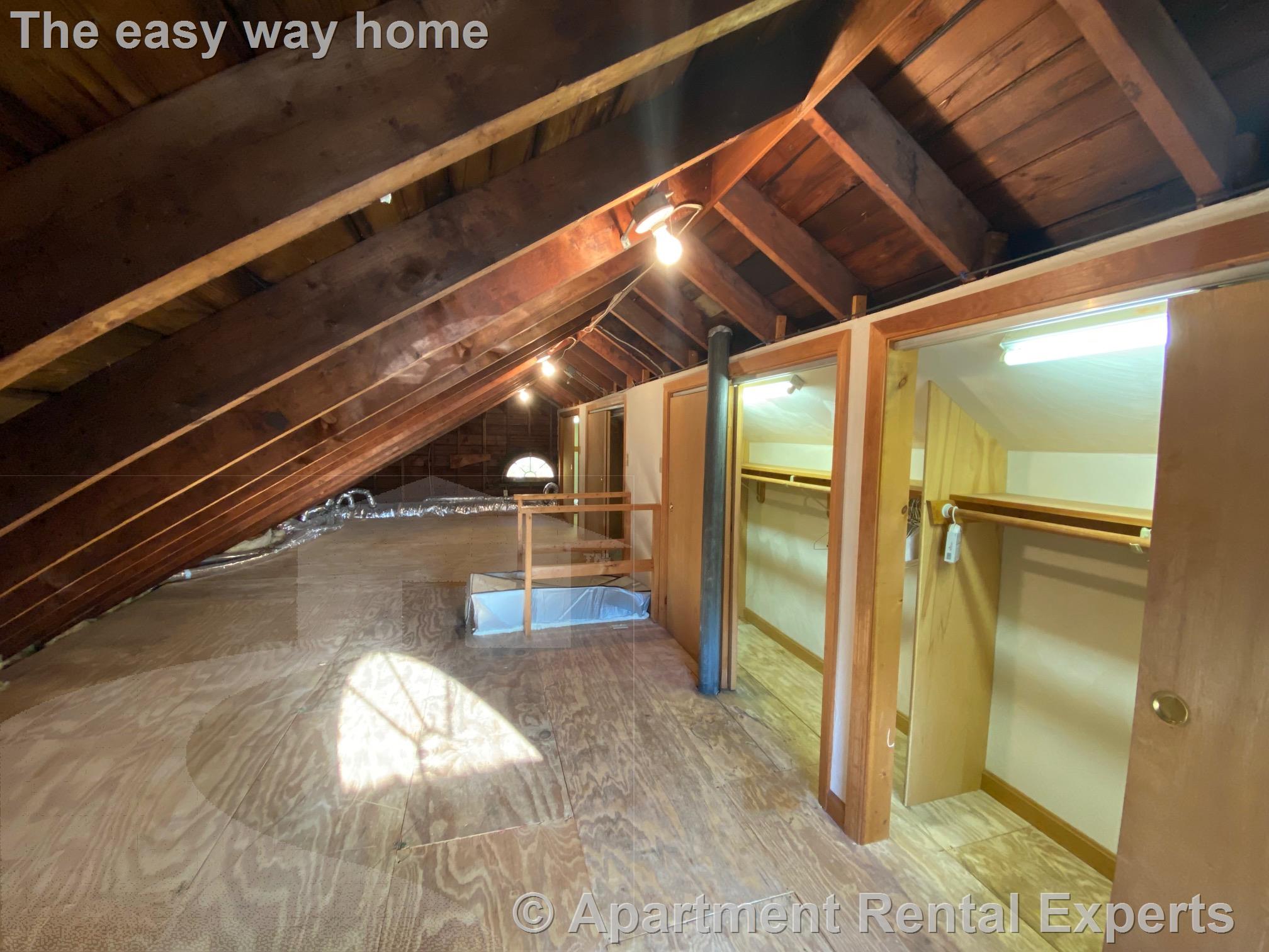 364 Auburndale Ave, Auburndale