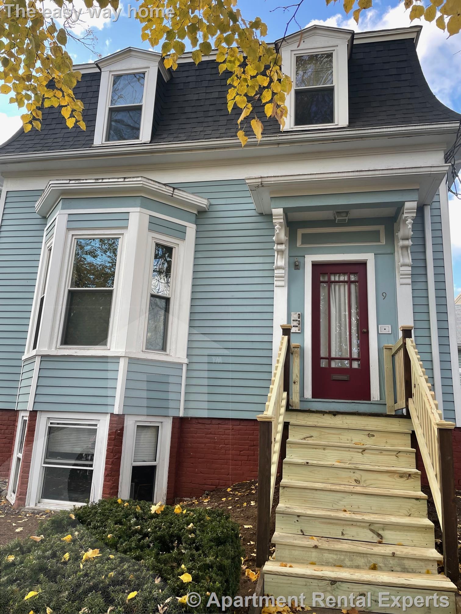 9 Moore St, Teele Square