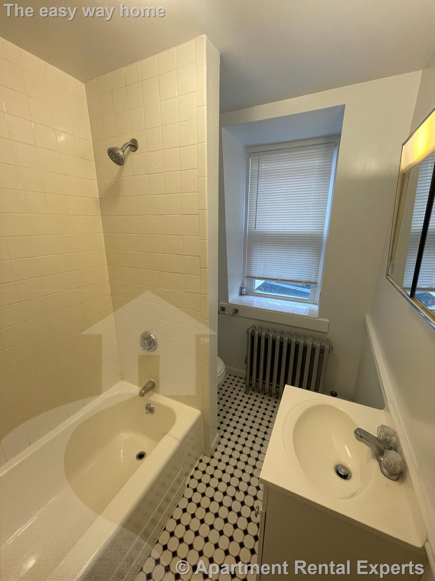 9 Moore St, Teele Square