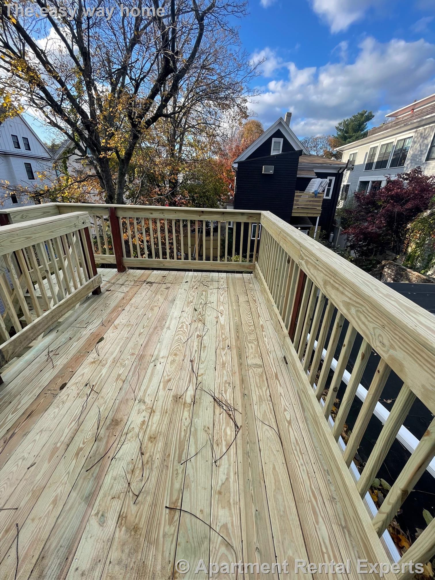 9 Moore St, Teele Square