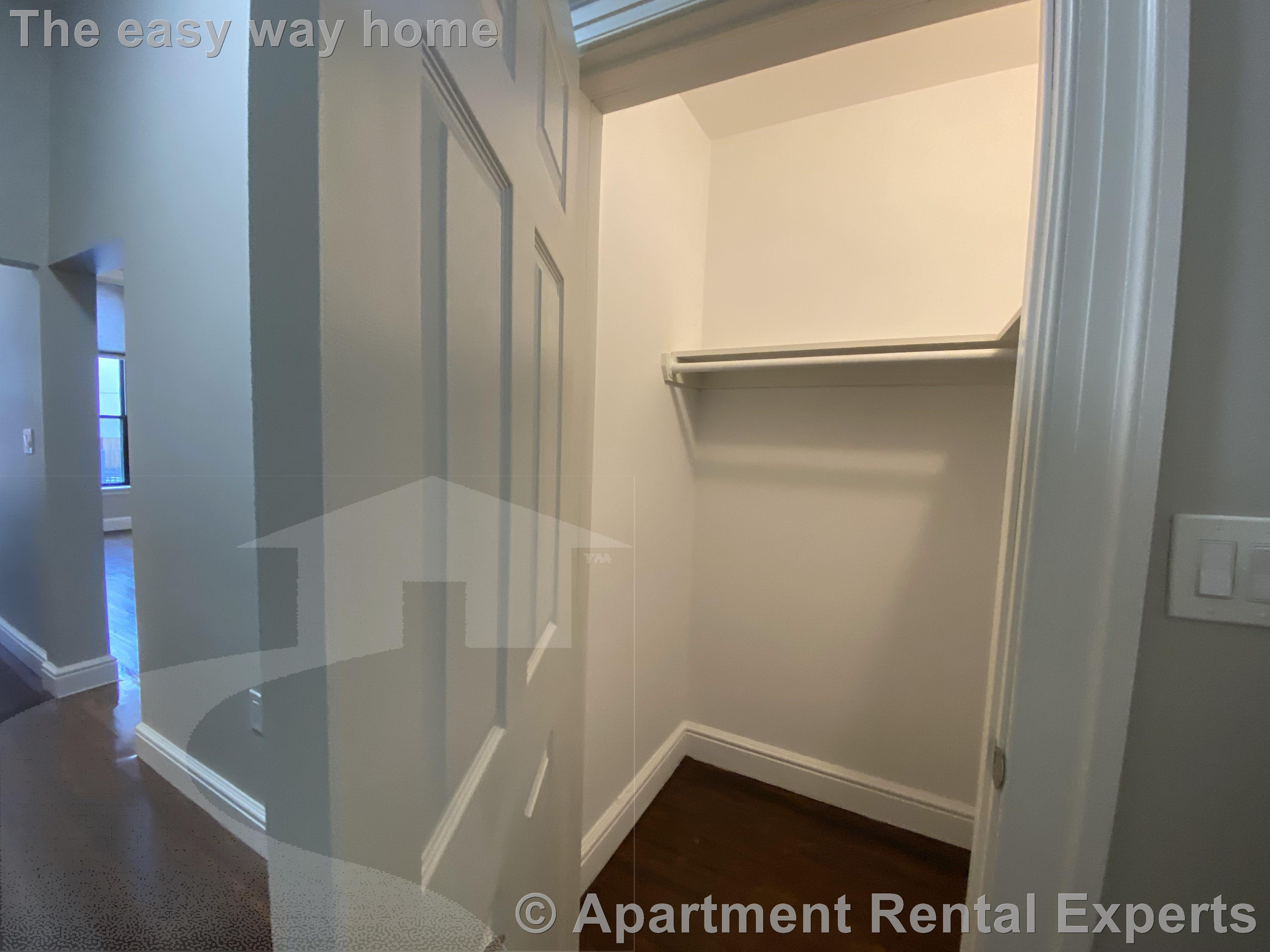 9 Sewall Ave, Coolidge Corner