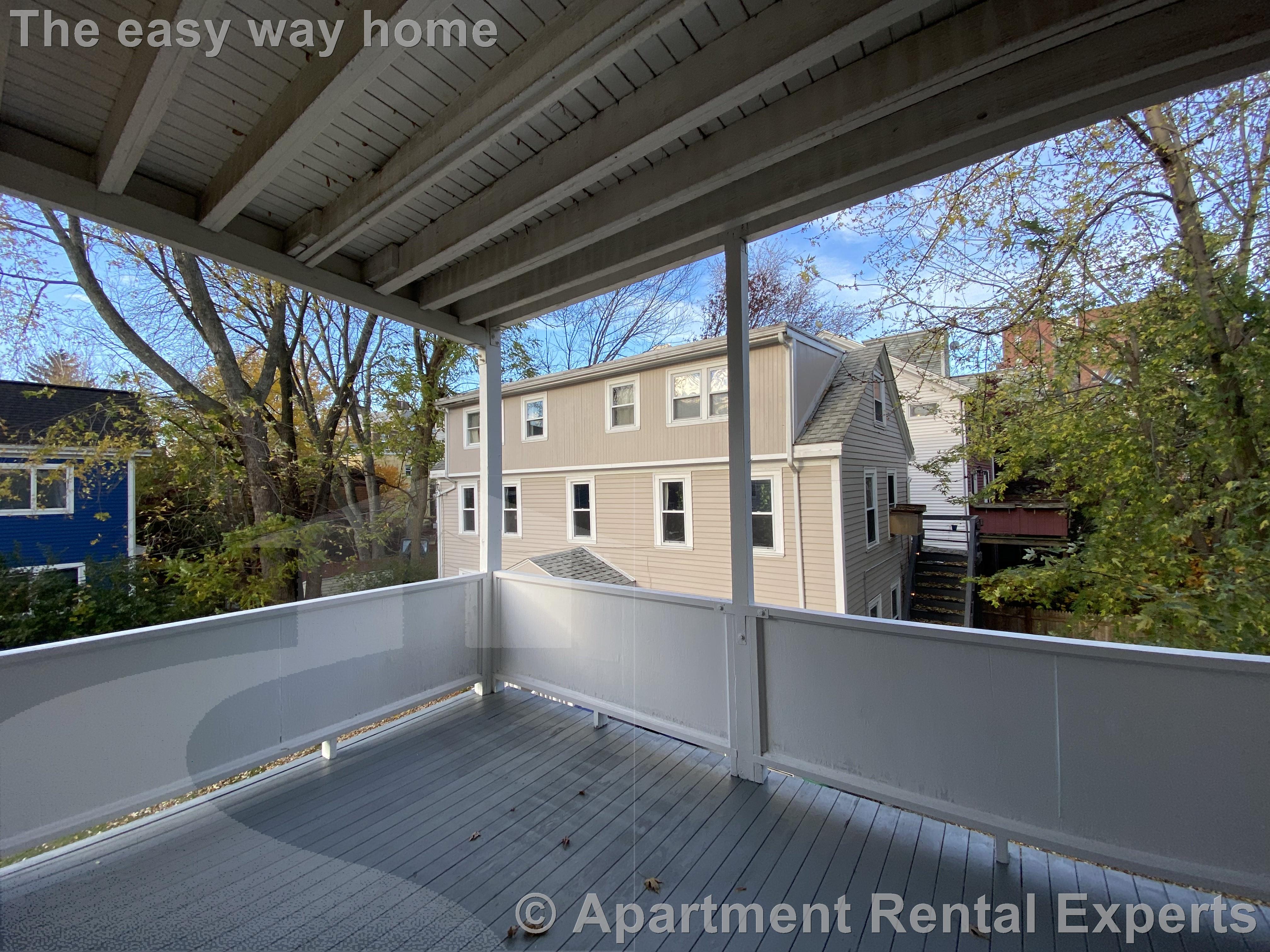 423 Franklin St, Central Square