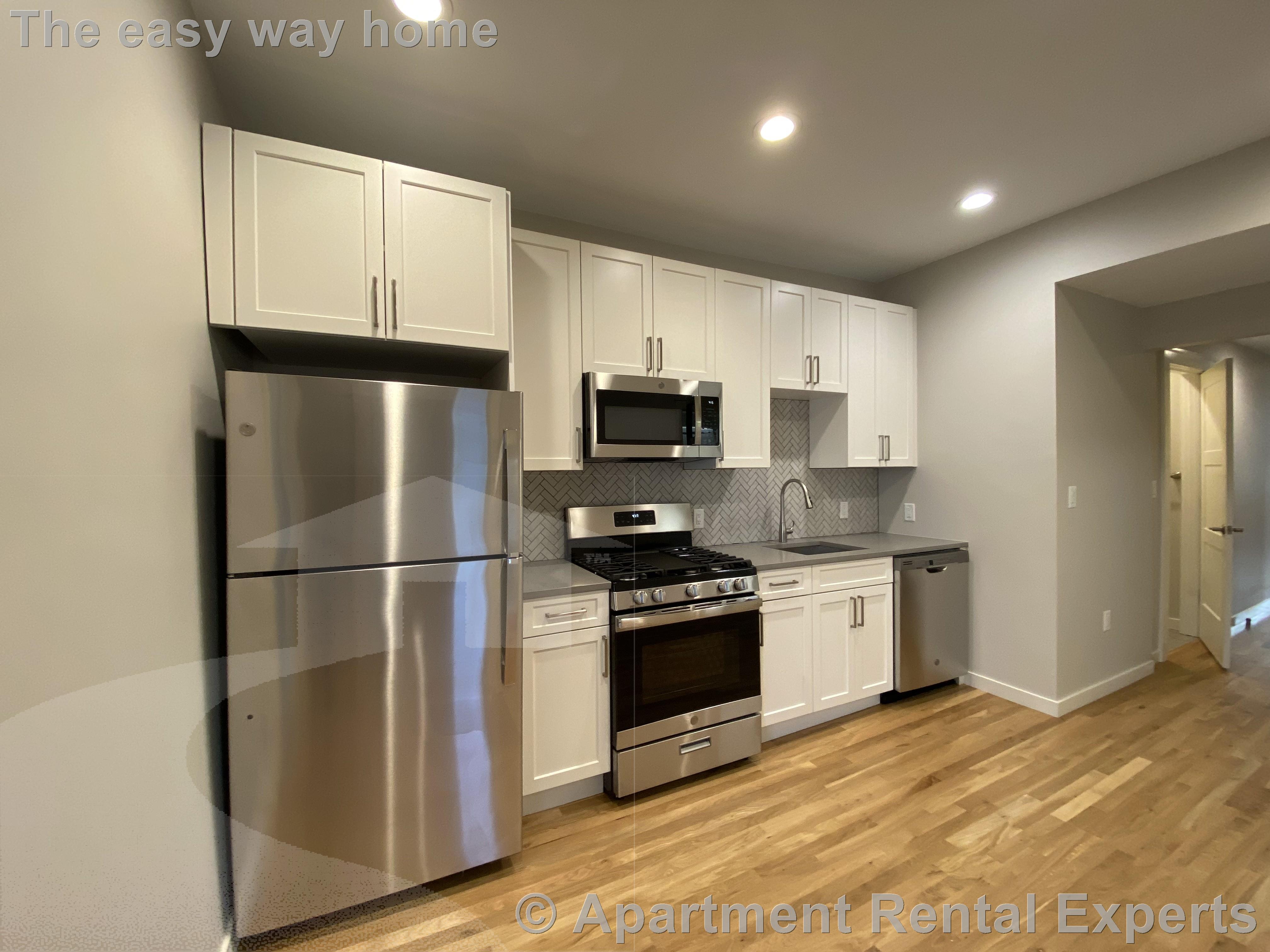 423 Franklin St, Central Square