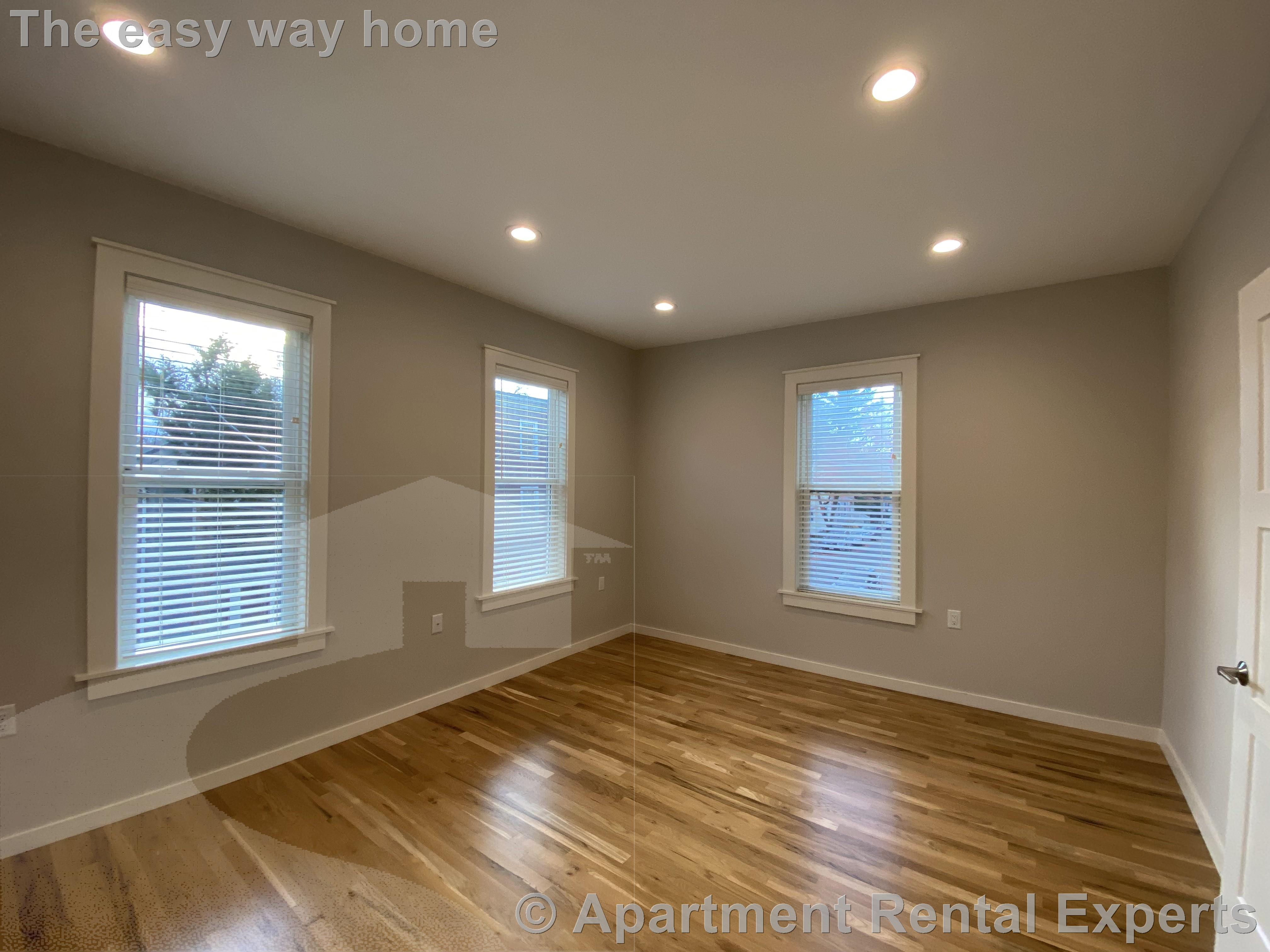 423 Franklin St, Central Square