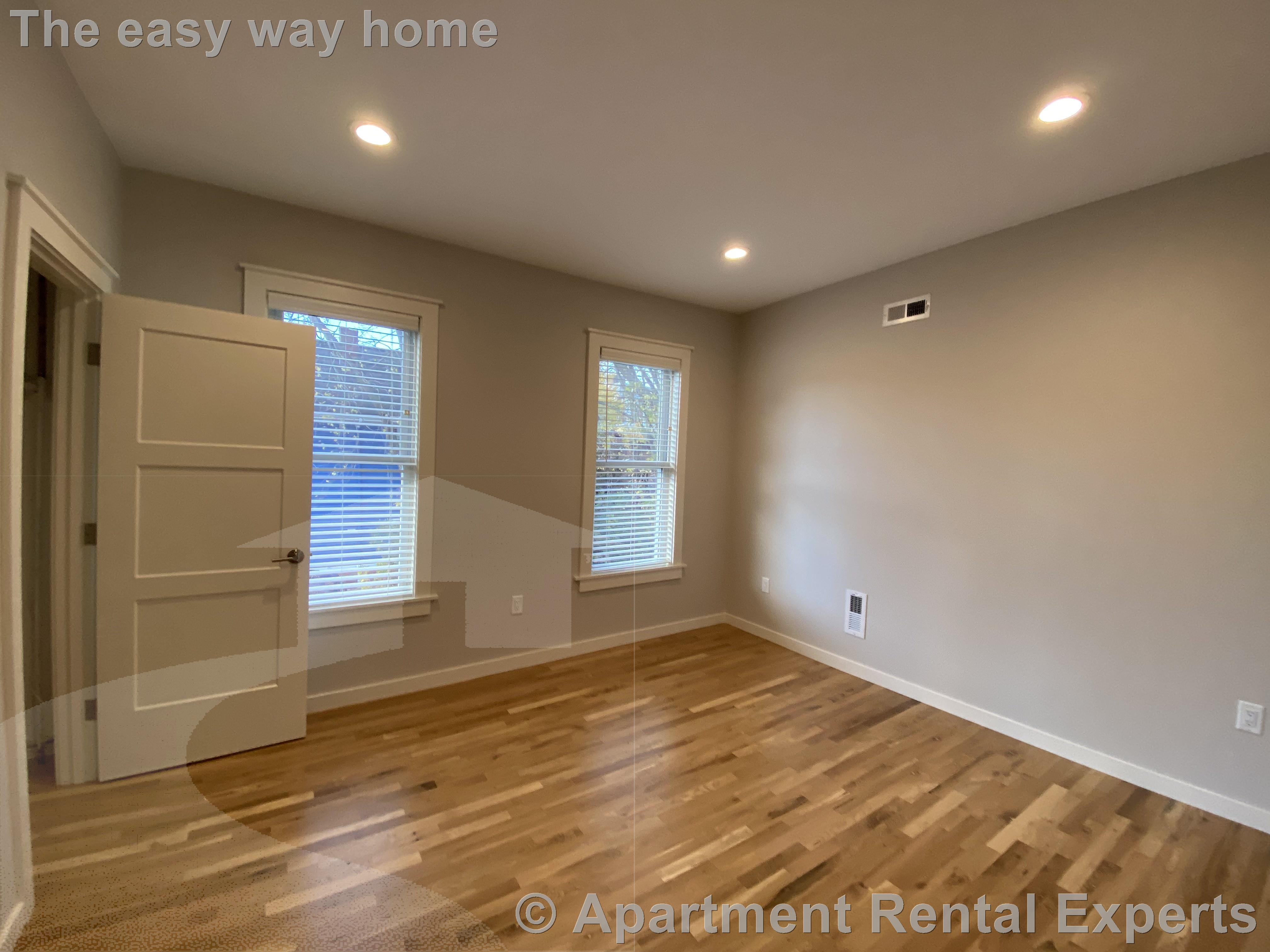 423 Franklin St, Central Square