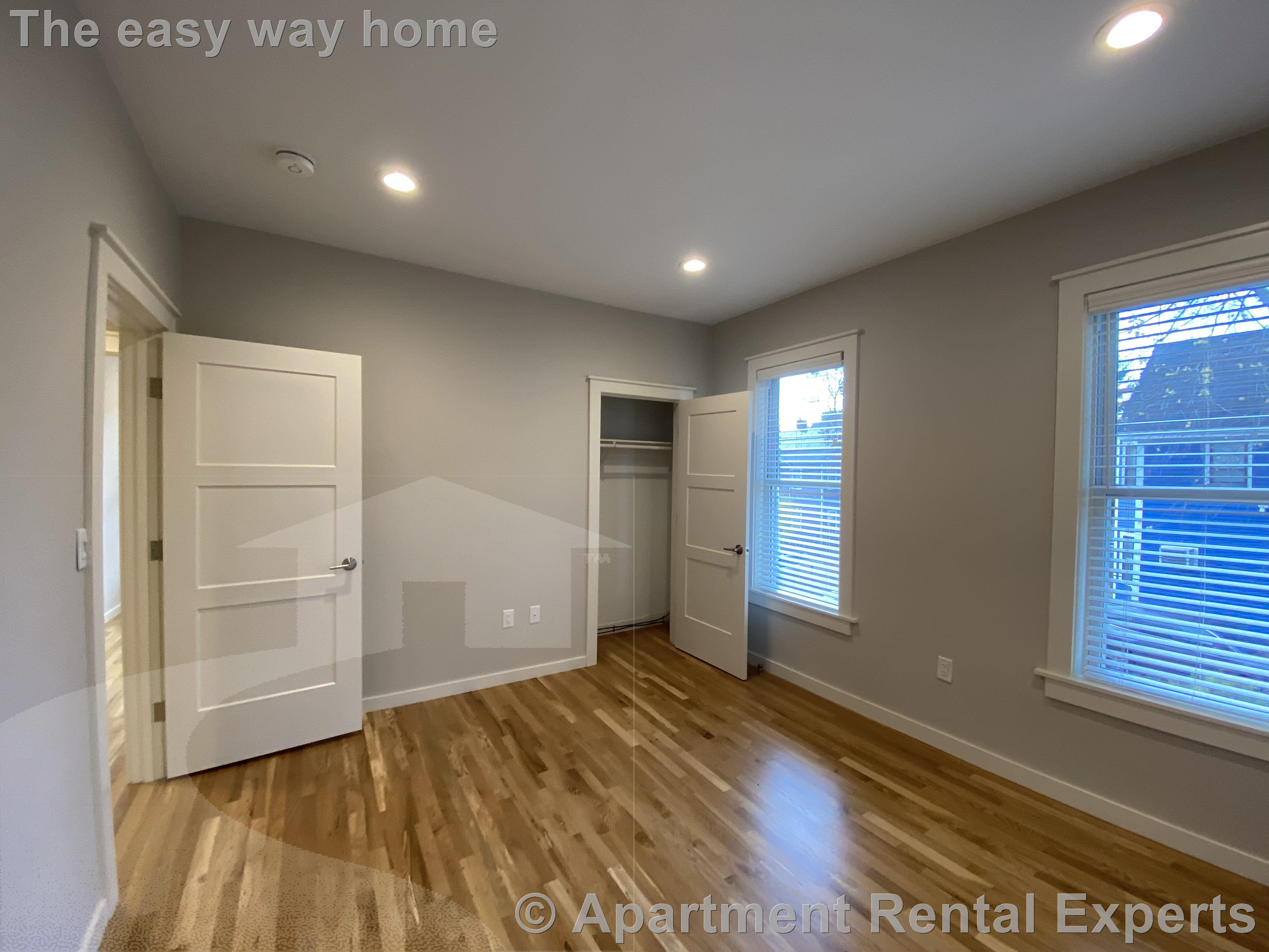 423 Franklin St, Central Square