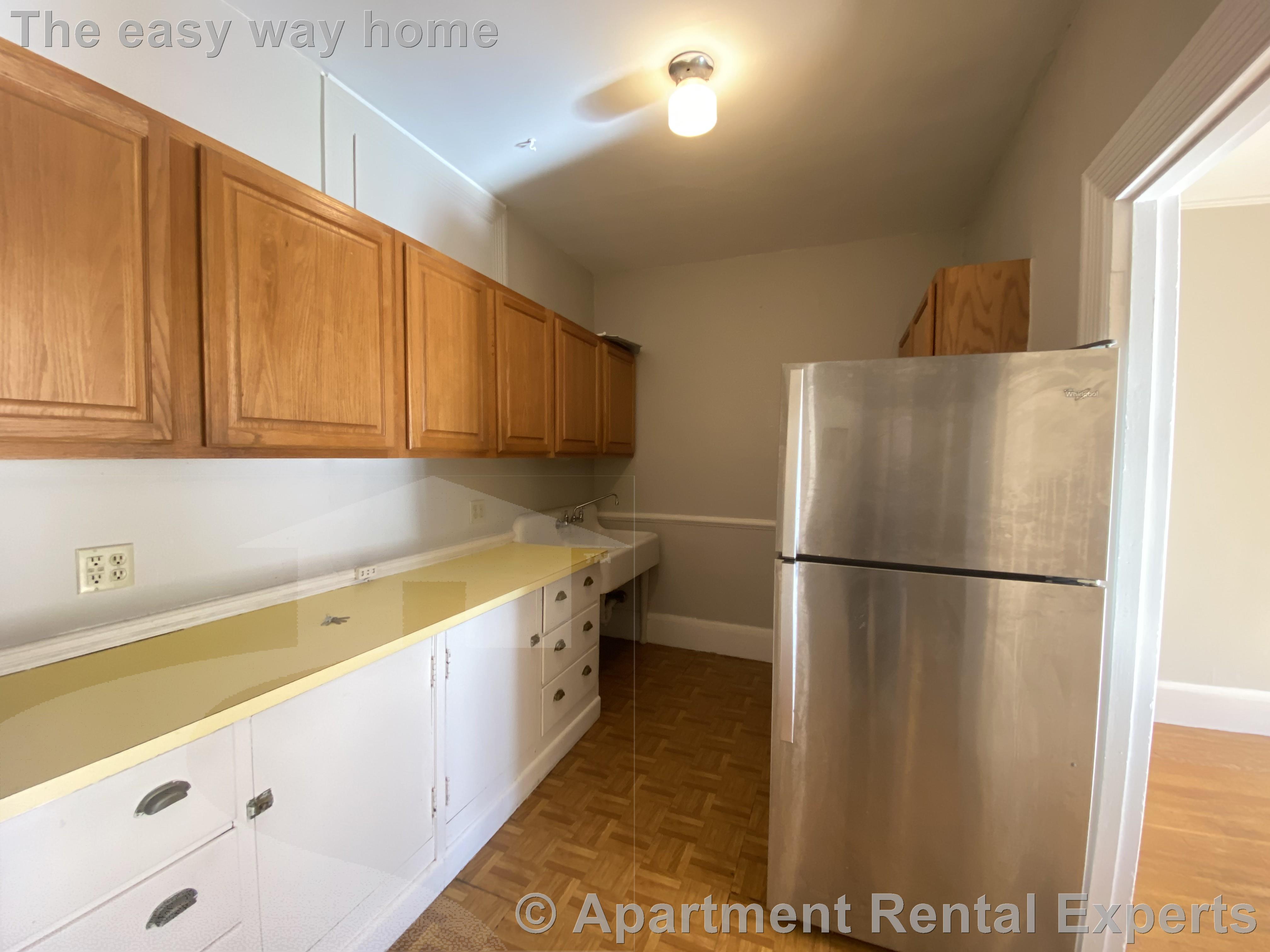 9 Sewall Ave, Coolidge Corner