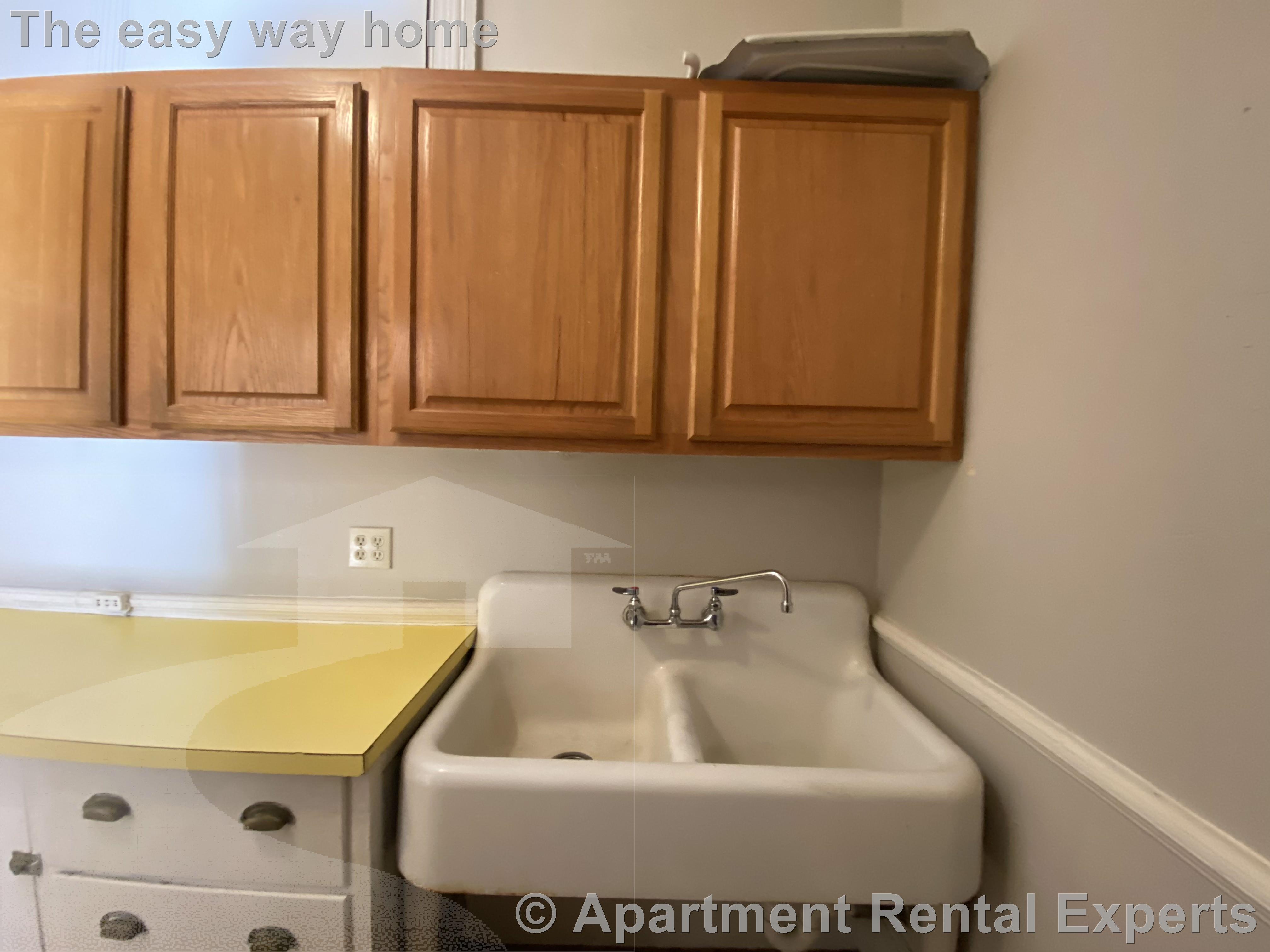 9 Sewall Ave, Coolidge Corner