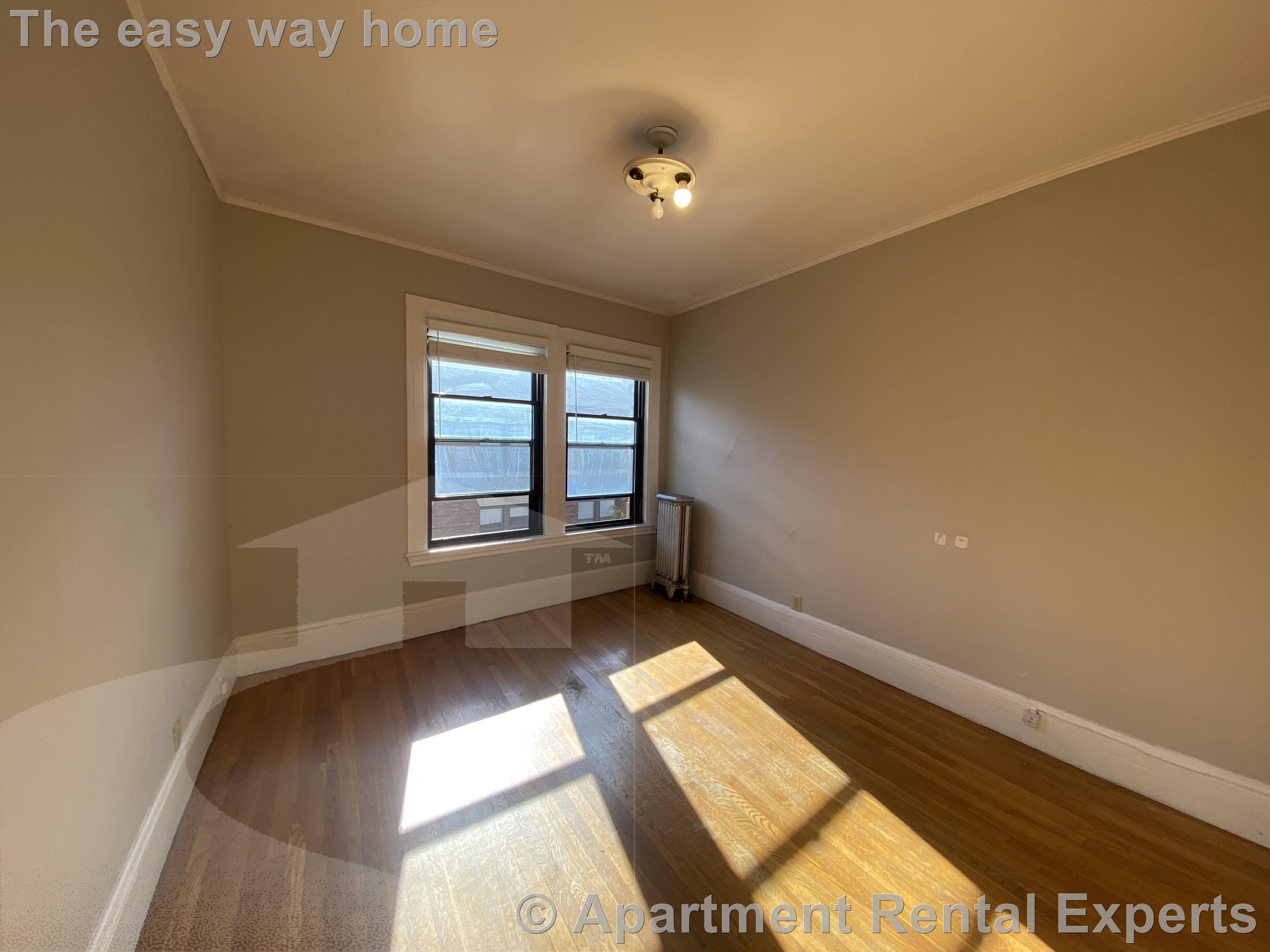 9 Sewall Ave, Coolidge Corner