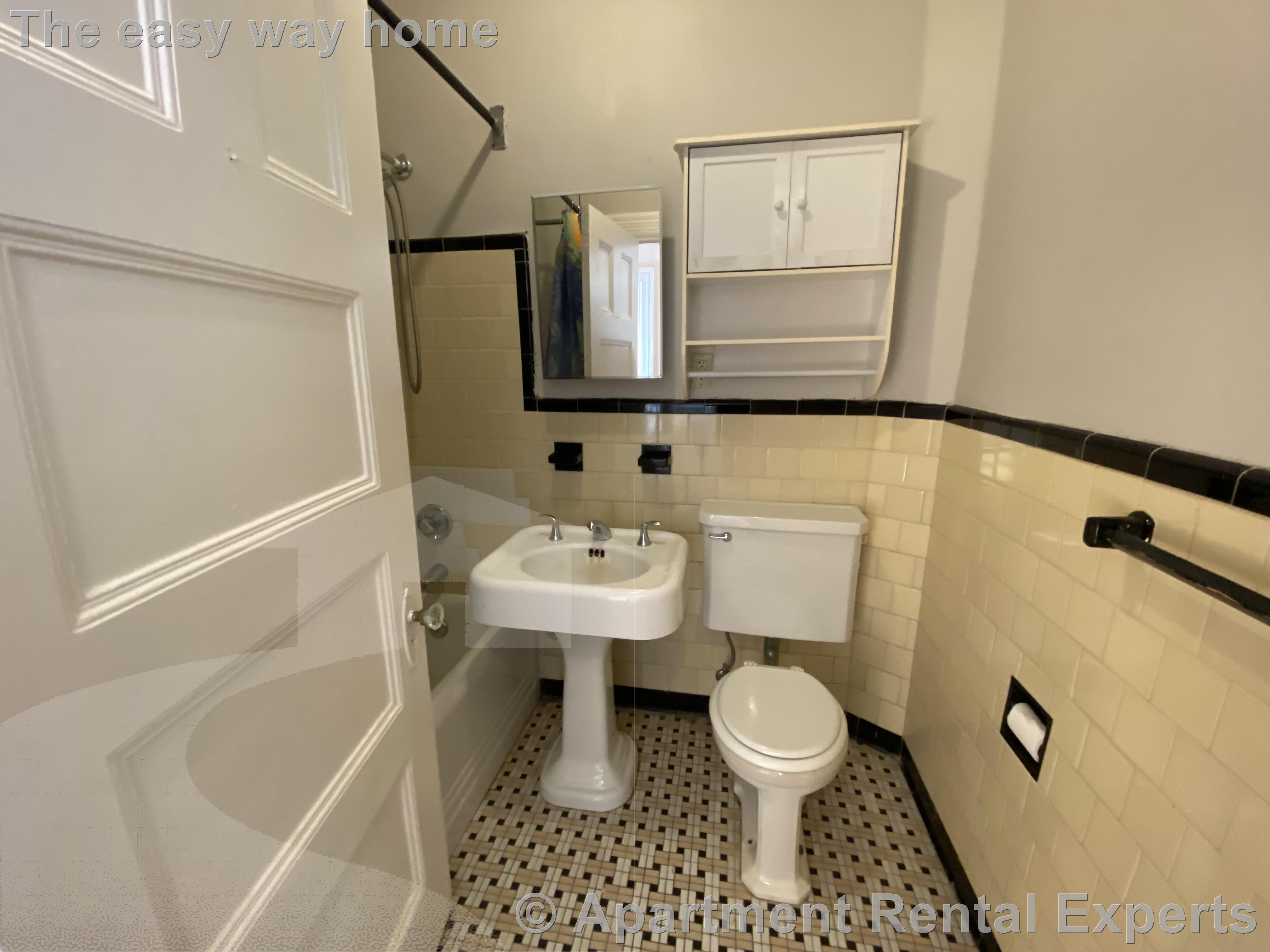 9 Sewall Ave, Coolidge Corner