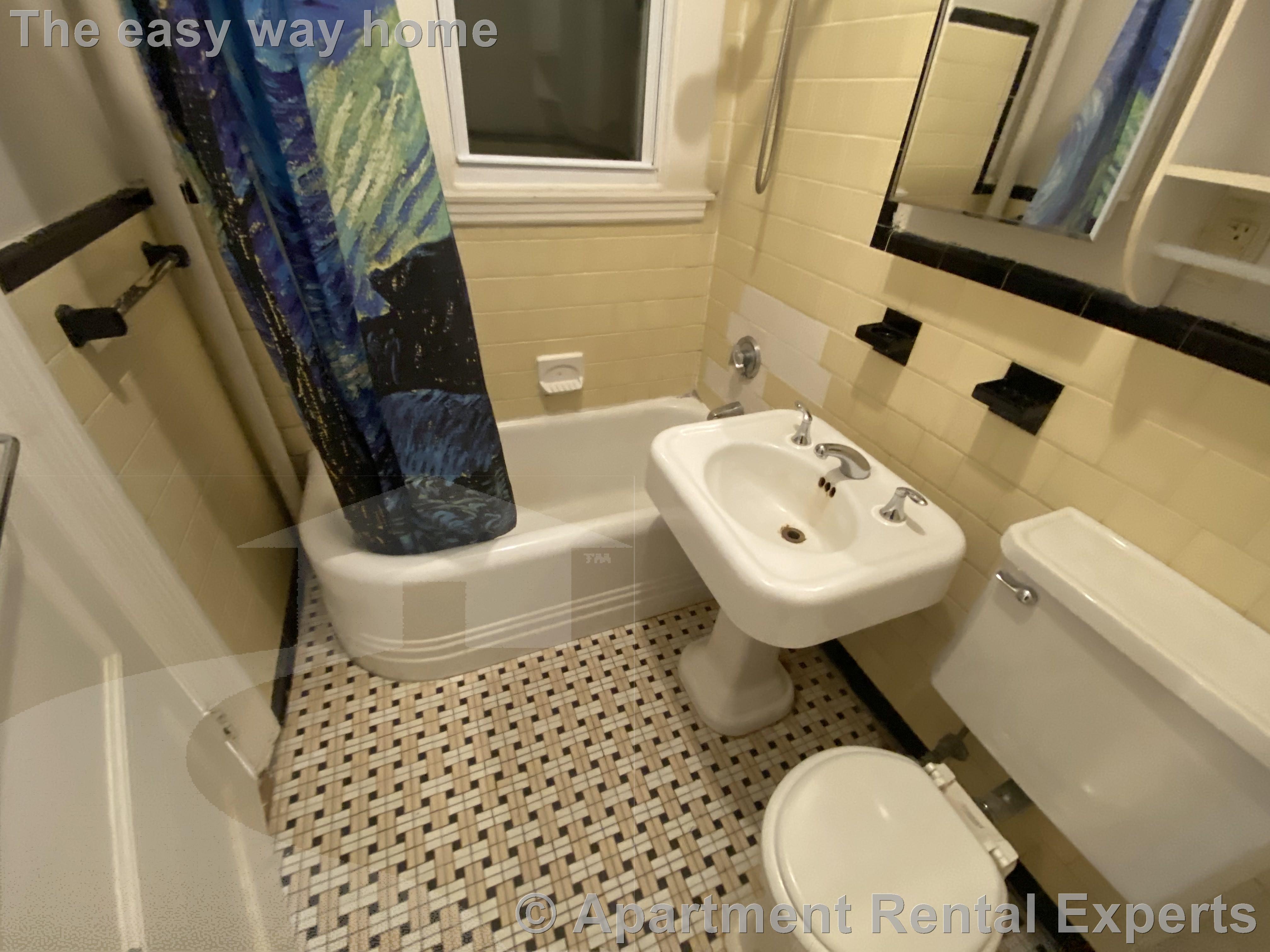 9 Sewall Ave, Coolidge Corner