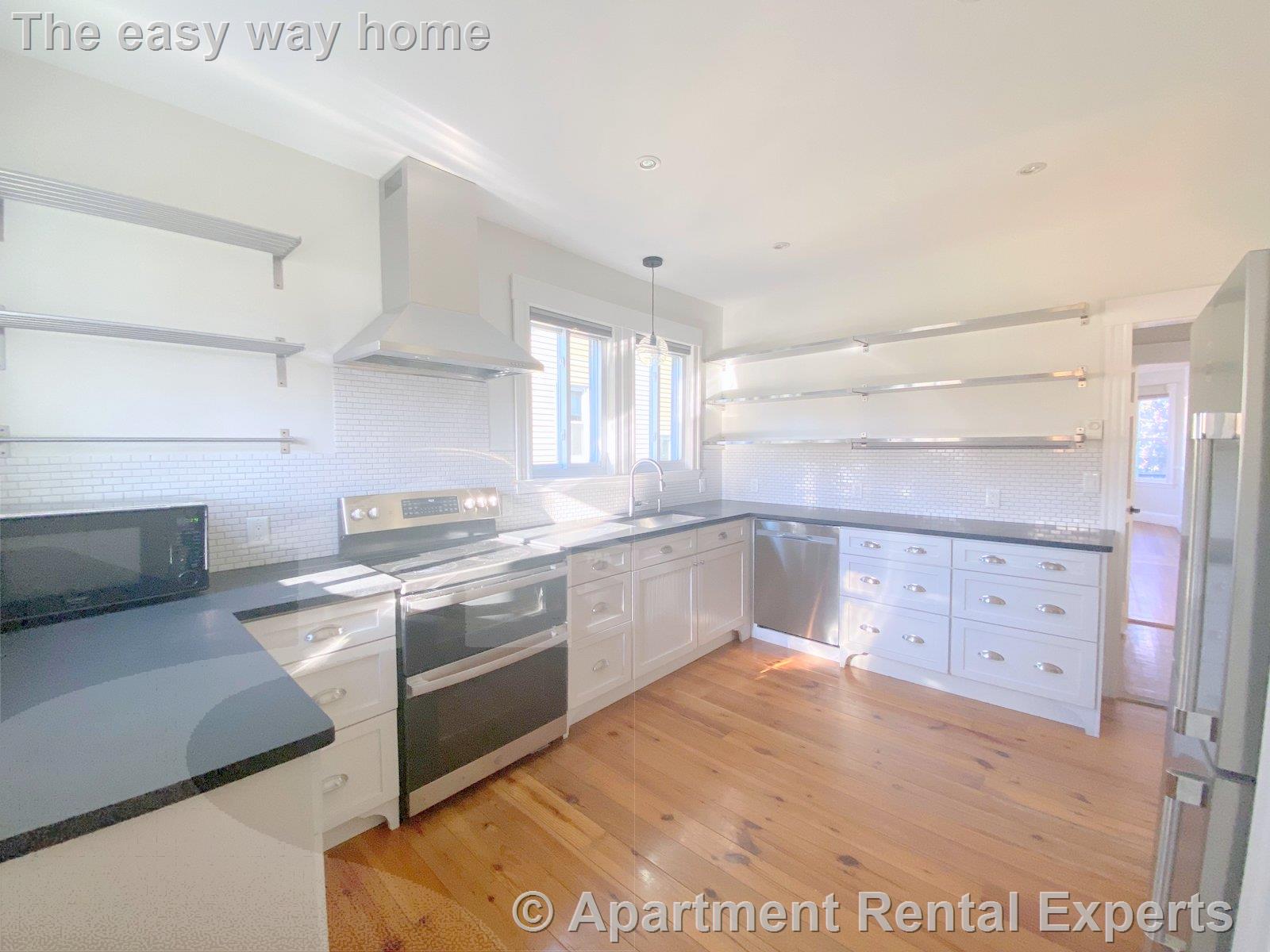 232 Harvard St, Powderhouse