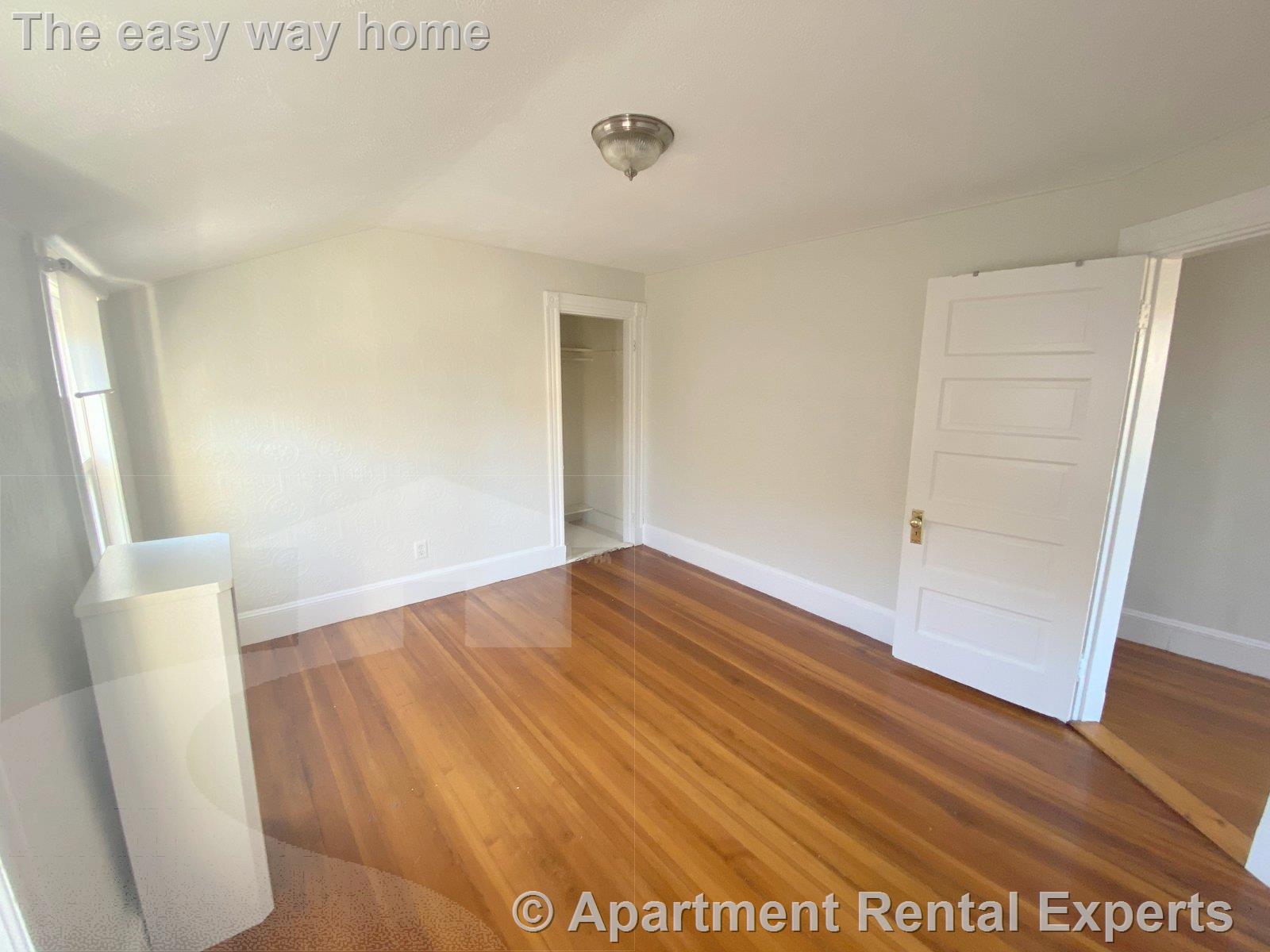 232 Harvard St, Powderhouse