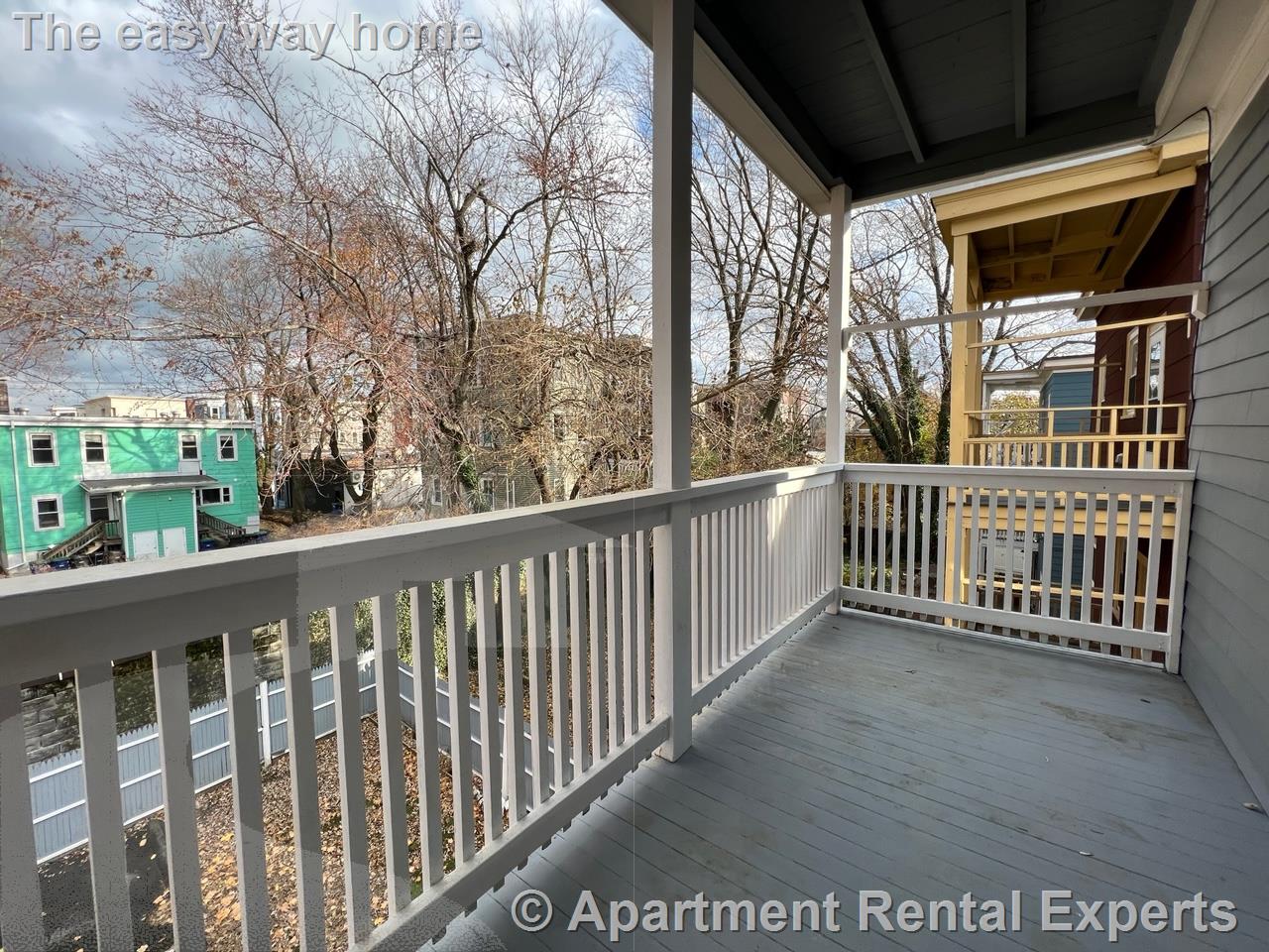 68 Line St, Ward Two