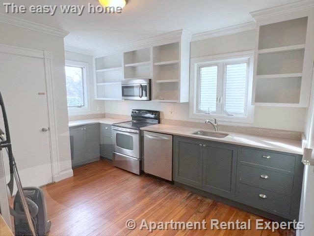 234 Harvard St, Powderhouse