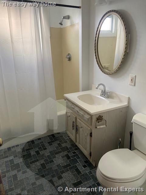 10 Bowdoin St, Tufts