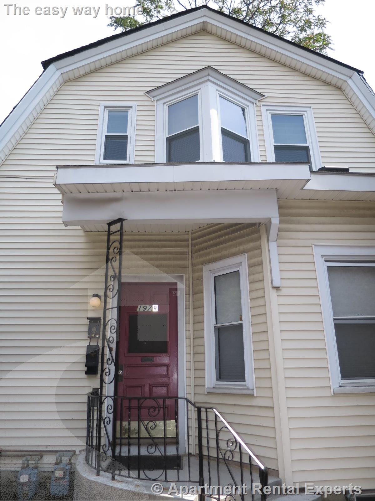 197R Elm St, Davis Square