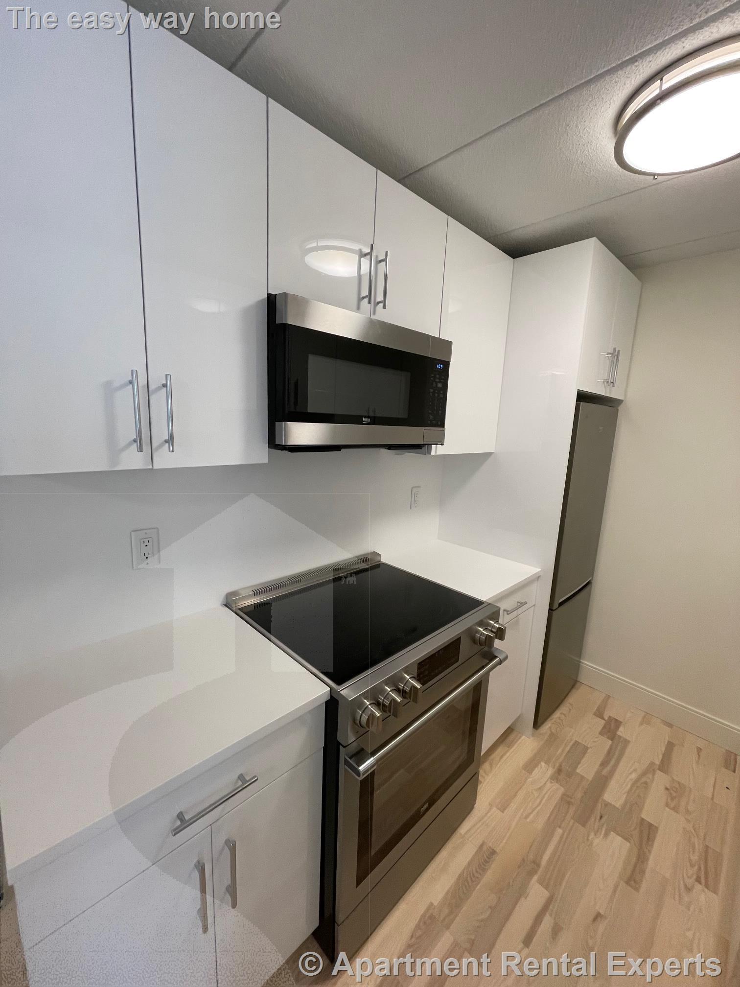 16 Trowbridge St, Harvard Square