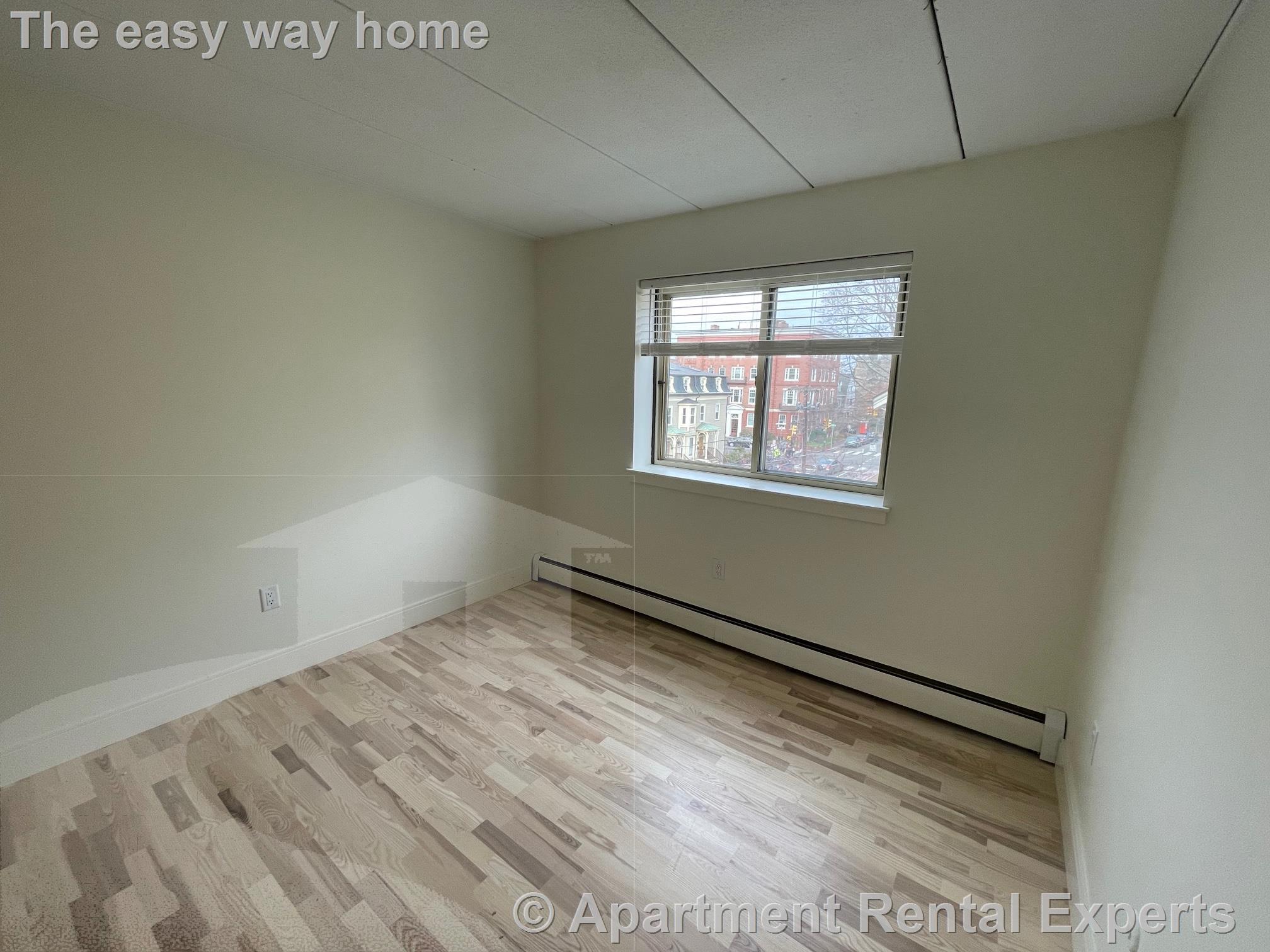 16 Trowbridge St, Harvard Square