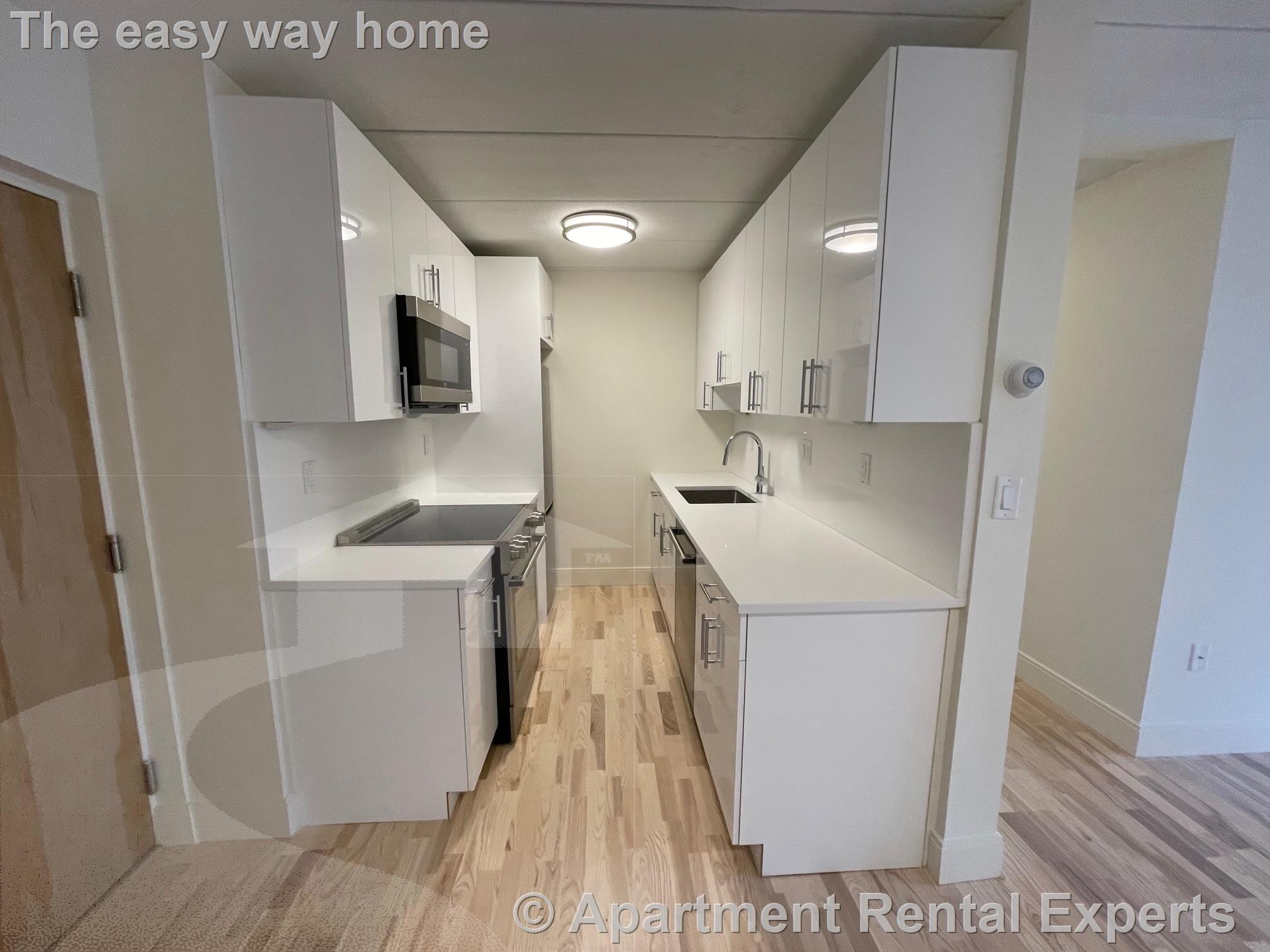 16 Trowbridge St, Harvard Square