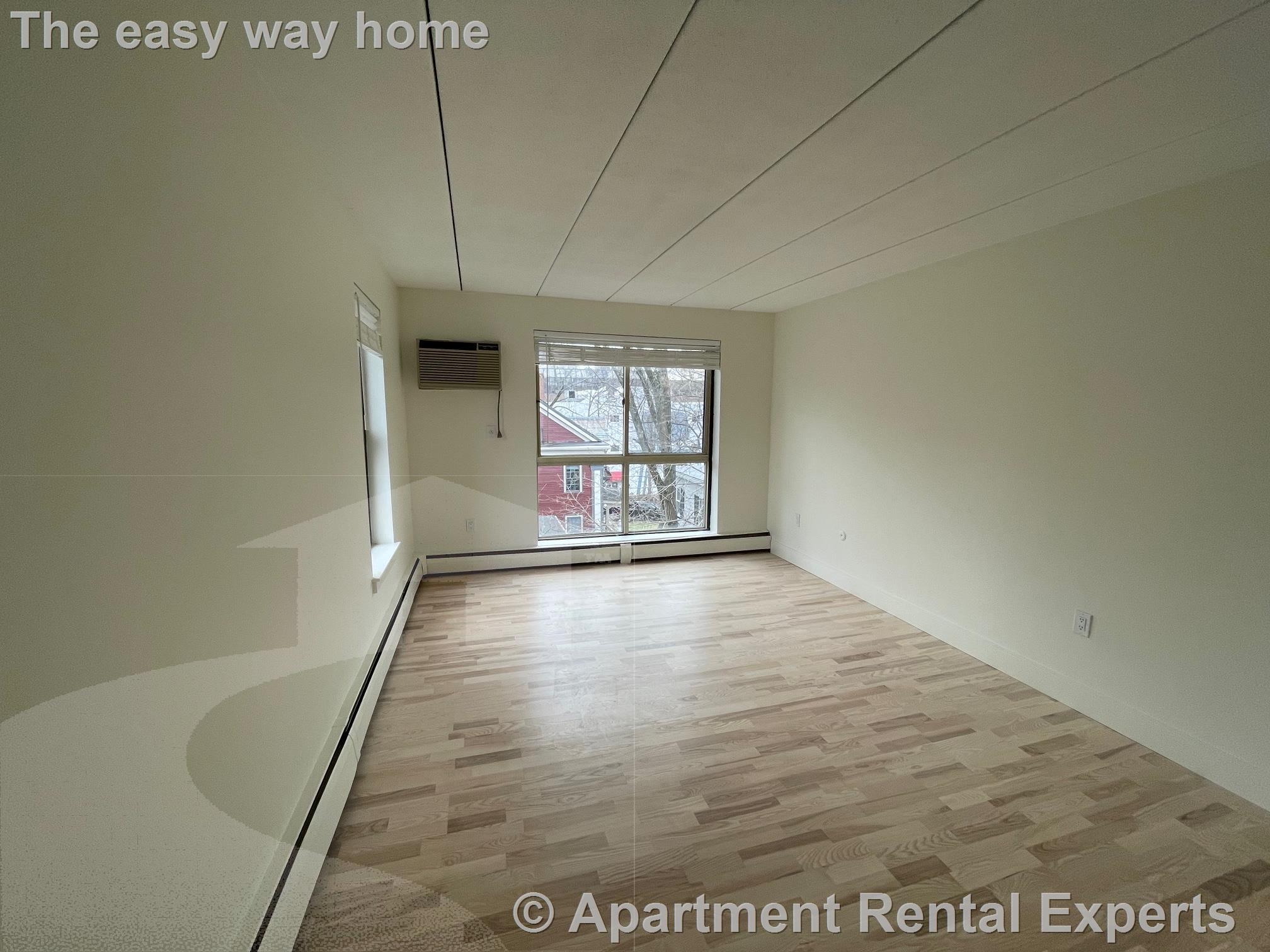 16 Trowbridge St, Harvard Square