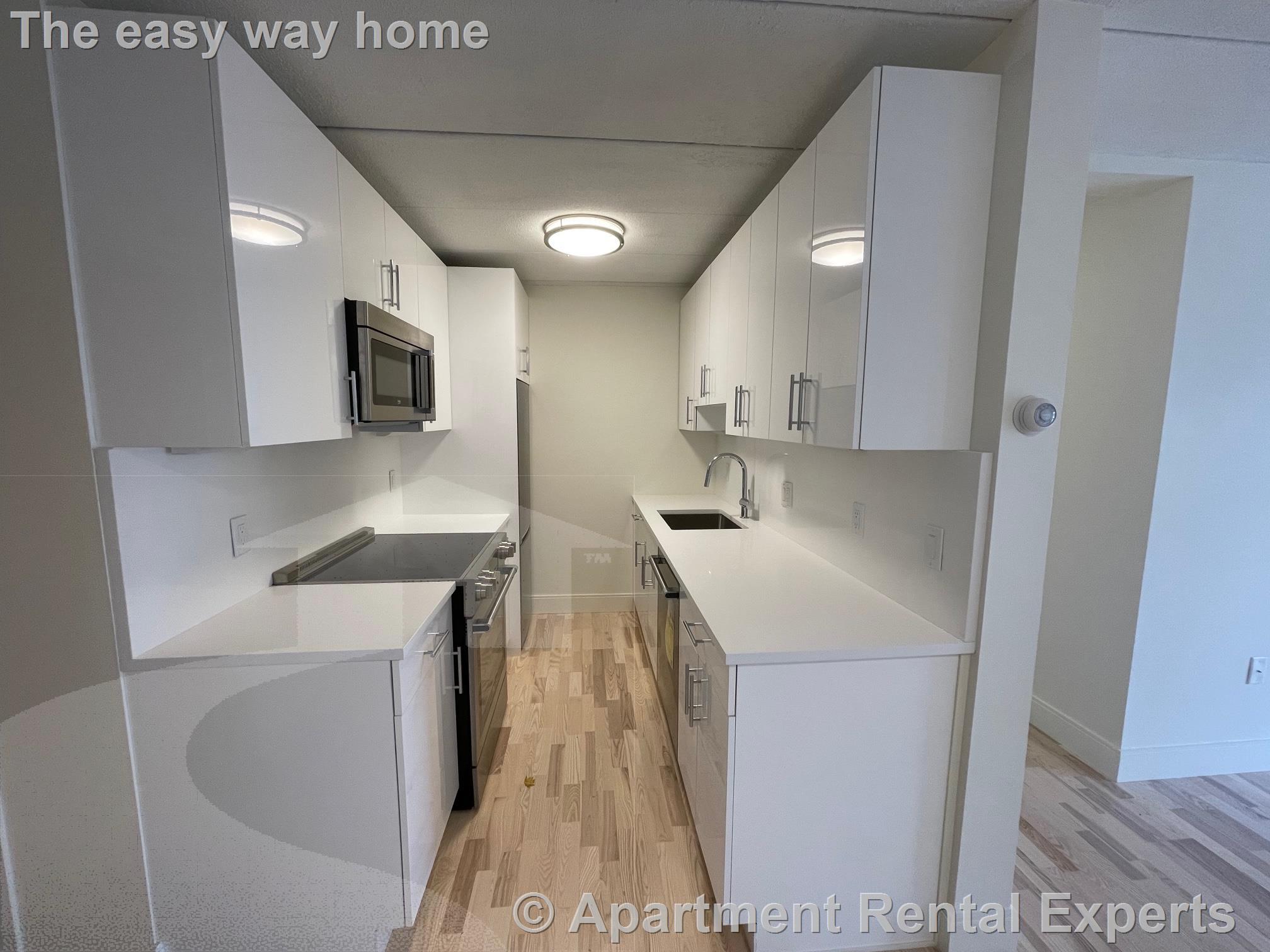 16 Trowbridge St, Harvard Square