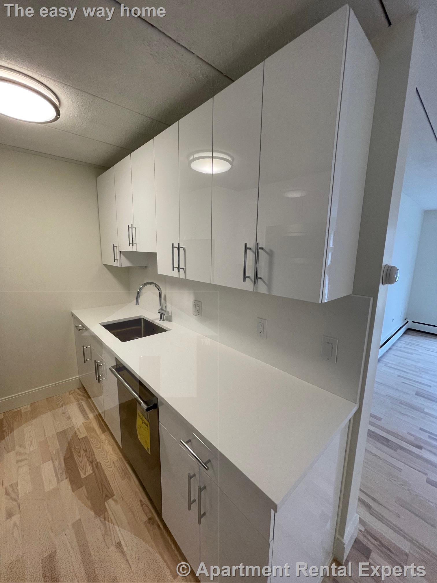 16 Trowbridge St, Harvard Square