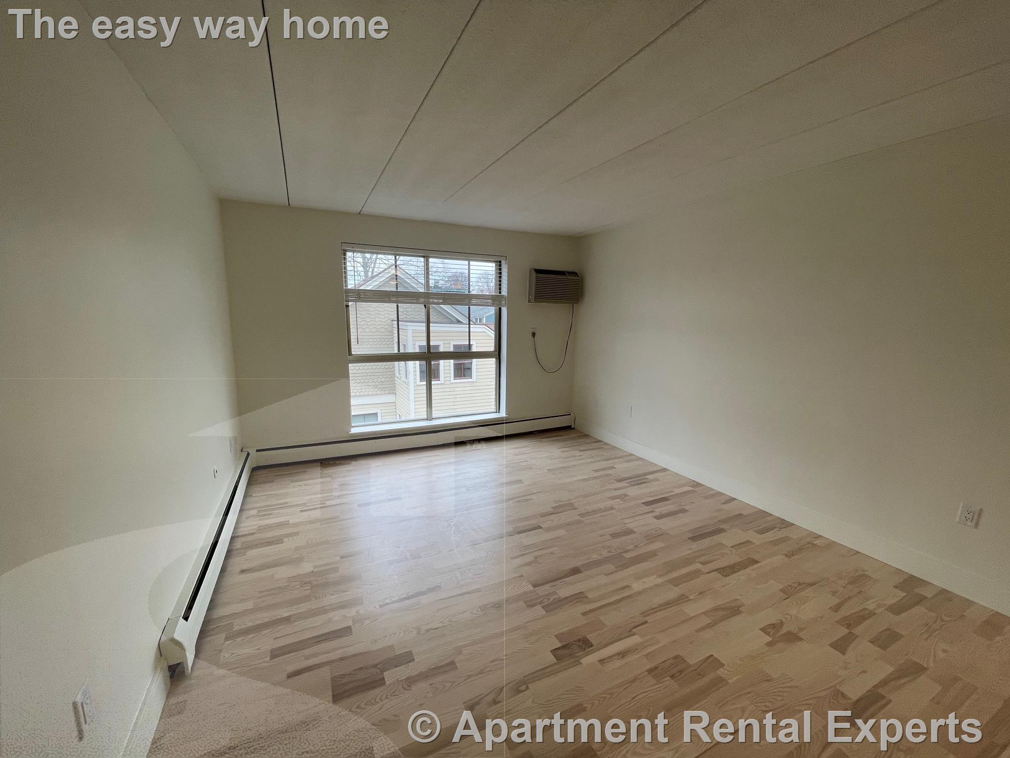 16 Trowbridge St, Harvard Square