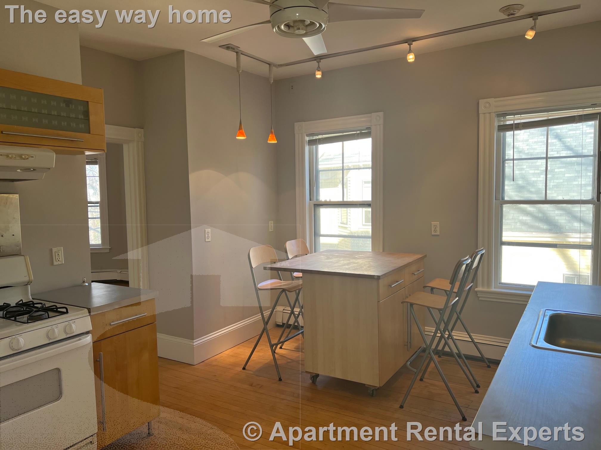 109 College Ave, Davis Square