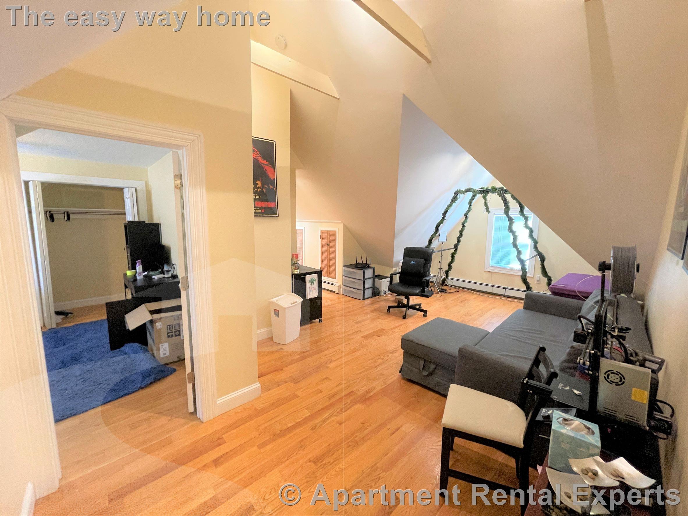 5 Irving St, Davis Square