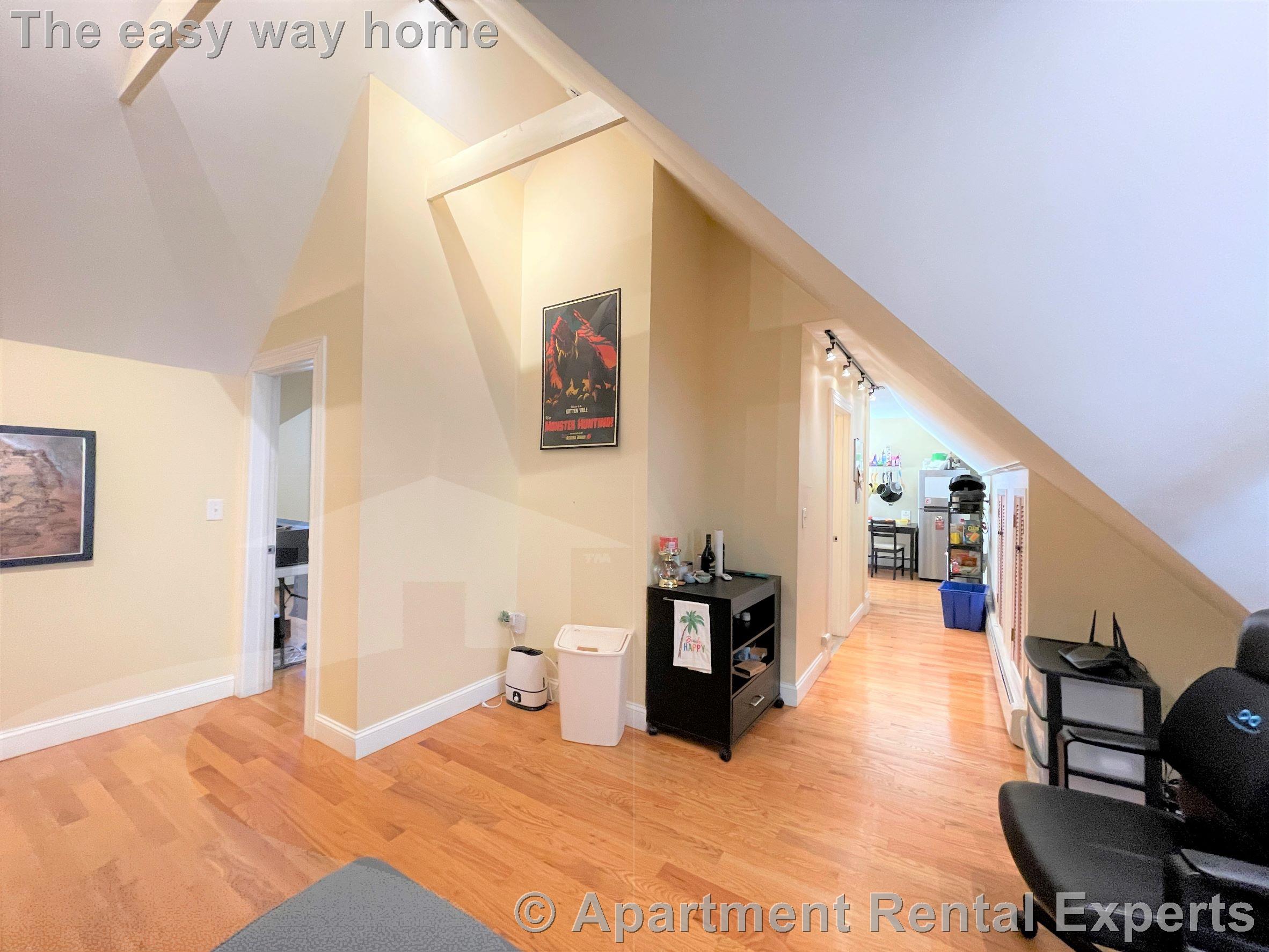 5 Irving St, Davis Square