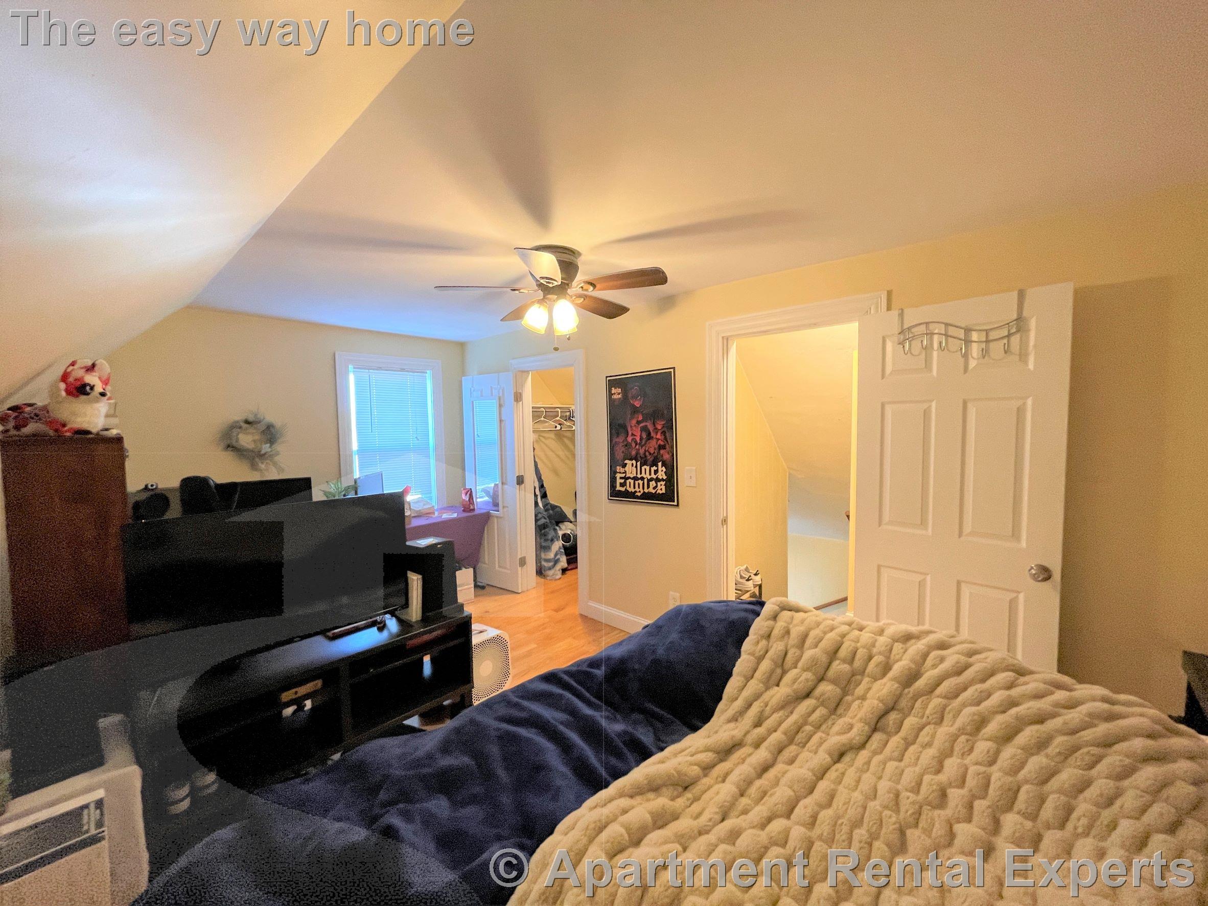 5 Irving St, Davis Square