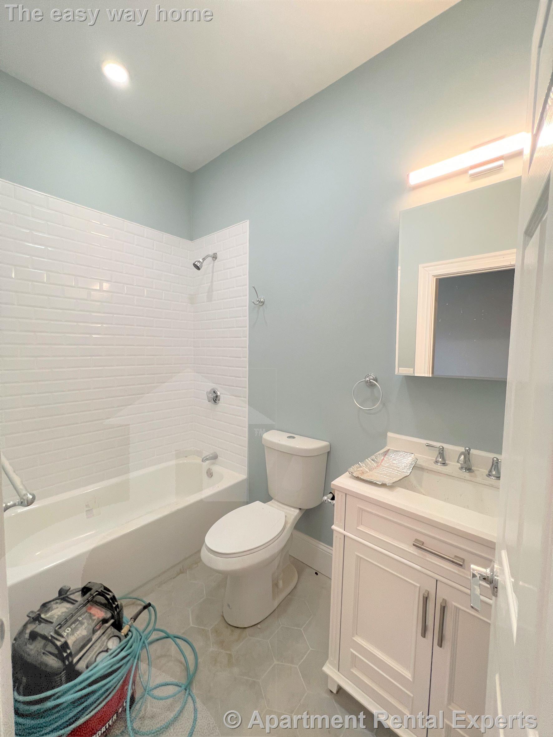 71 Pearl St, Sullivan Square