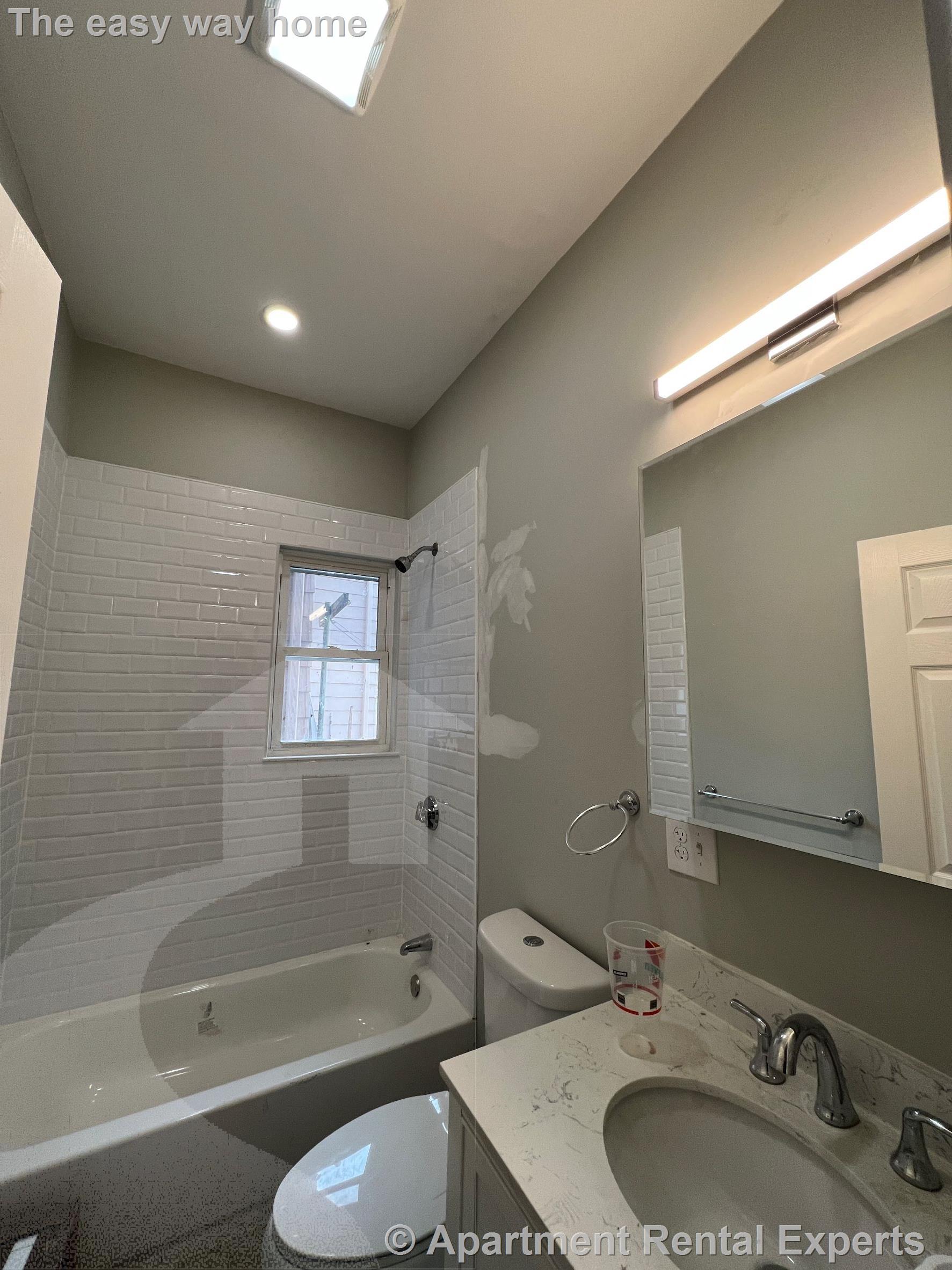 73 Pearl St, Sullivan Square