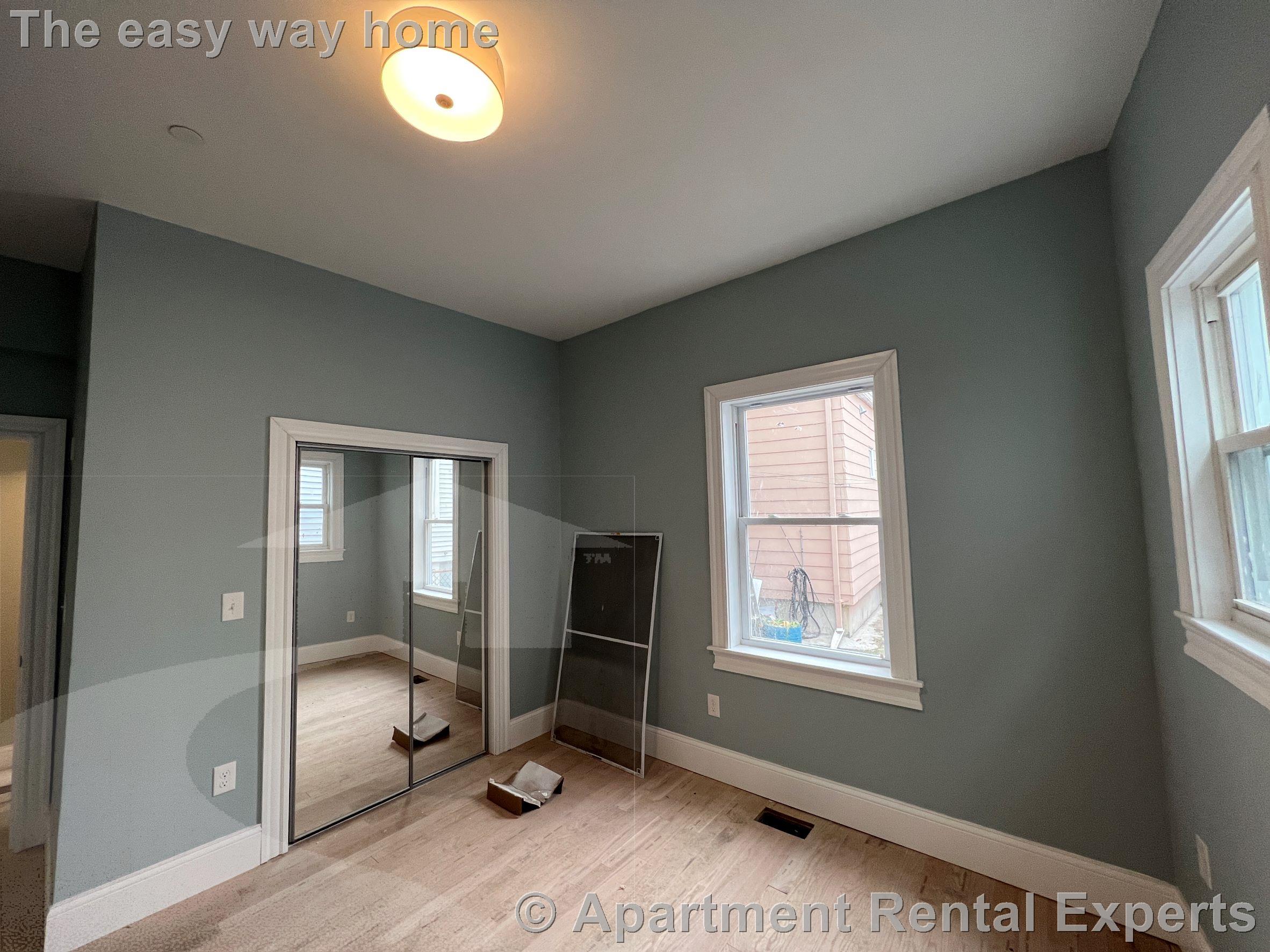 73 Pearl St, Sullivan Square
